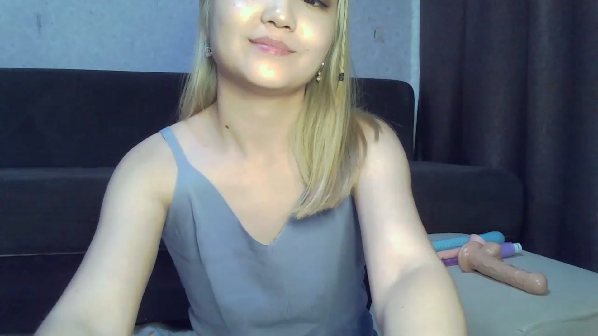 Gallery image thumbnail from SchoolGirl_69's myfreecams stream on, 06/08/2023, 08:53 image 8 of 20