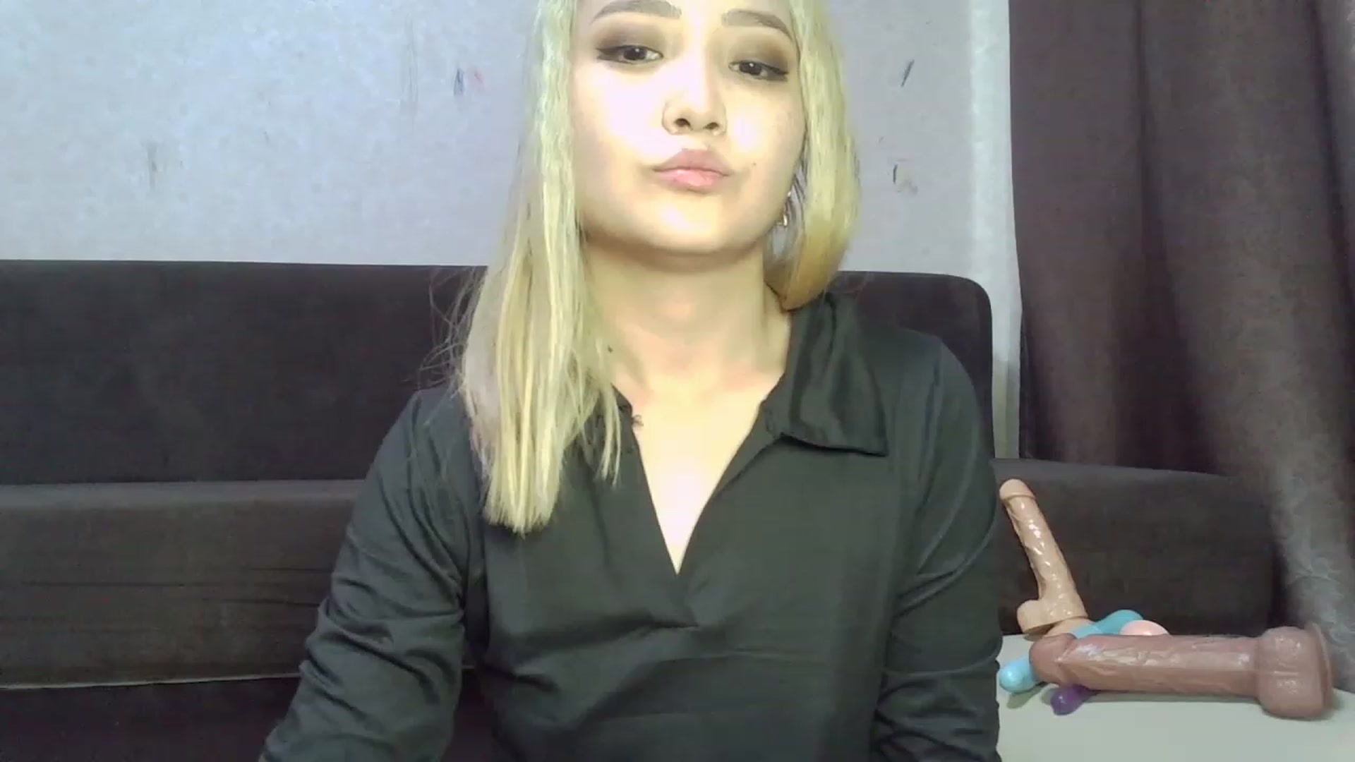 Gallery image thumbnail from SchoolGirl_69's myfreecams stream on, 06/09/2023, 07:26 image 20 of 20