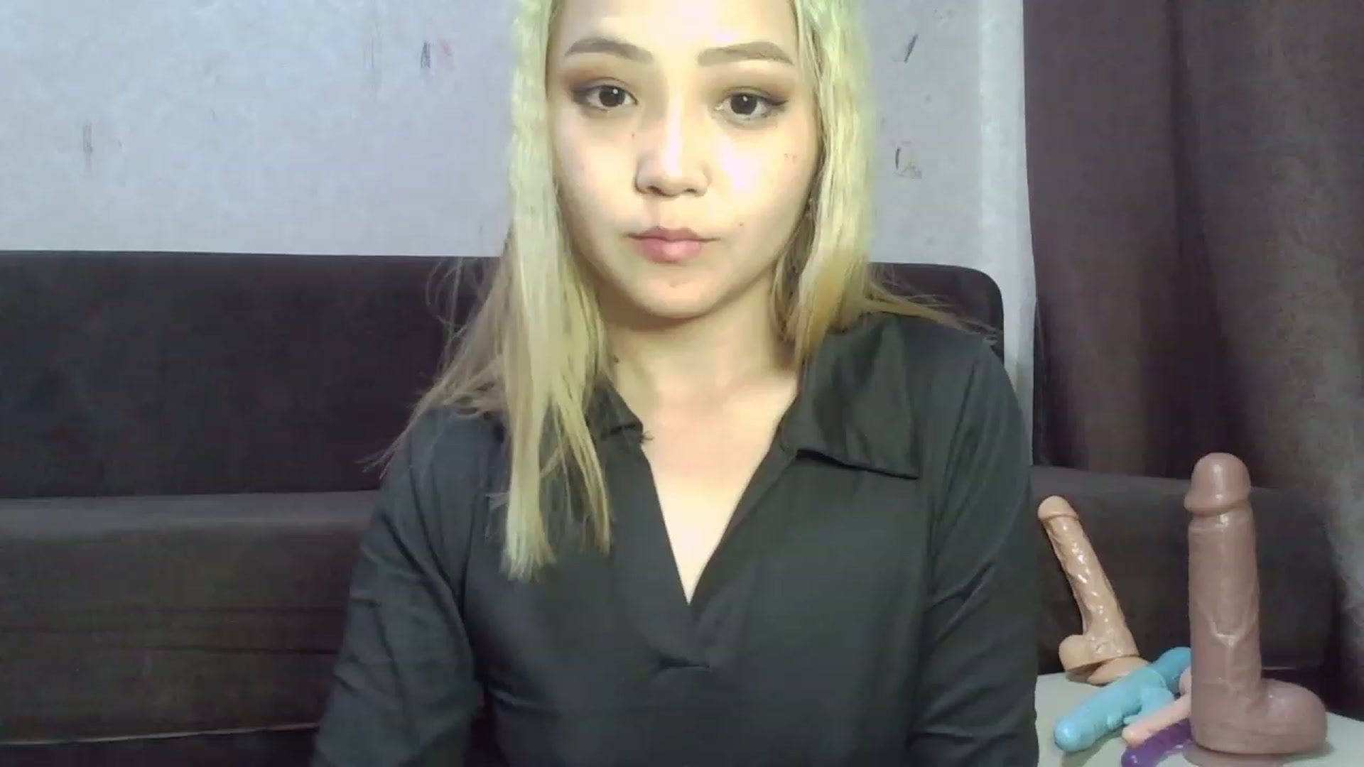 Gallery image thumbnail from SchoolGirl_69's myfreecams stream on, 06/09/2023, 07:26 image 11 of 20