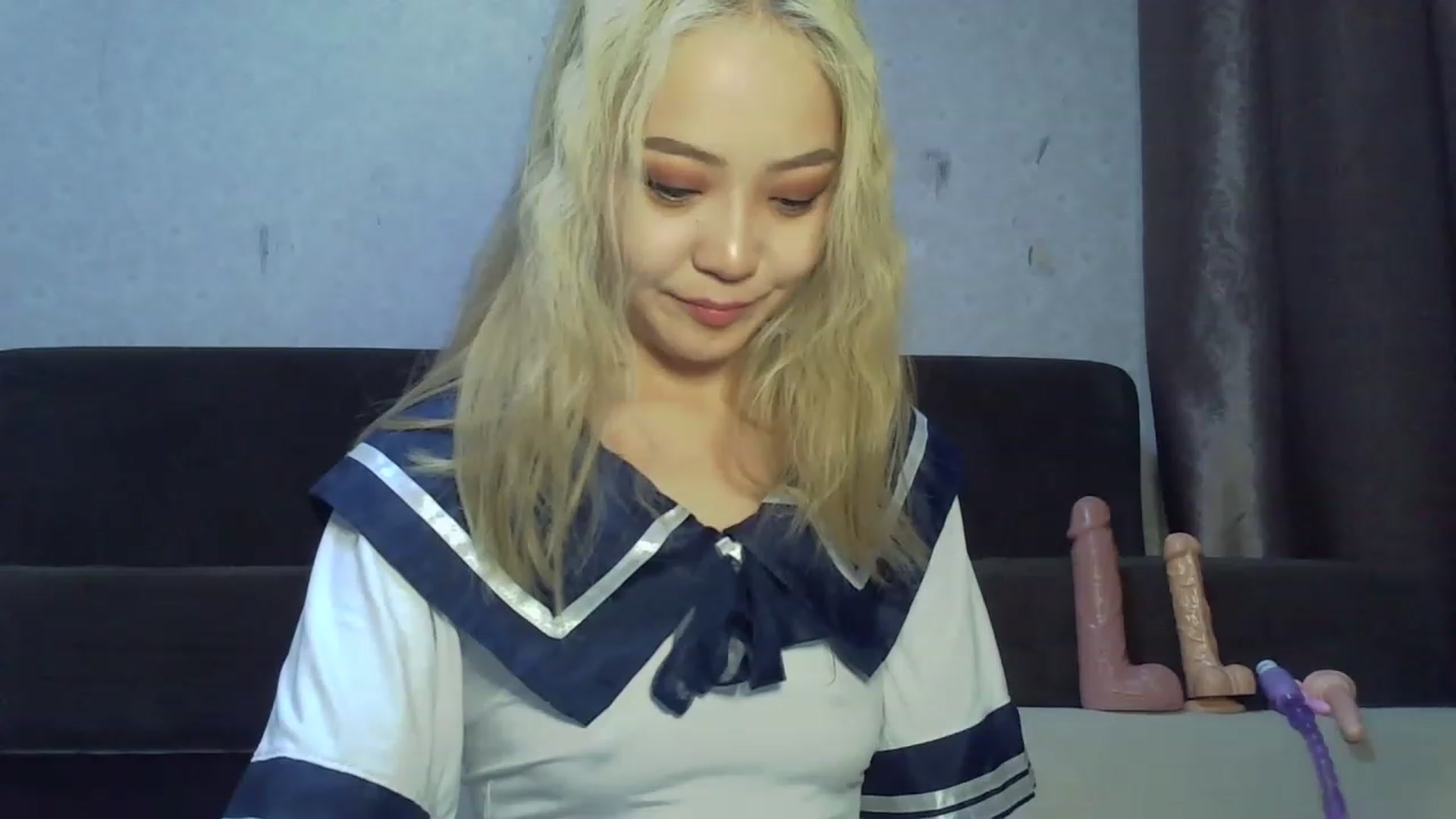 Gallery image thumbnail from SchoolGirl_69's myfreecams stream on, 06/11/2023, 18:42 image 10 of 20