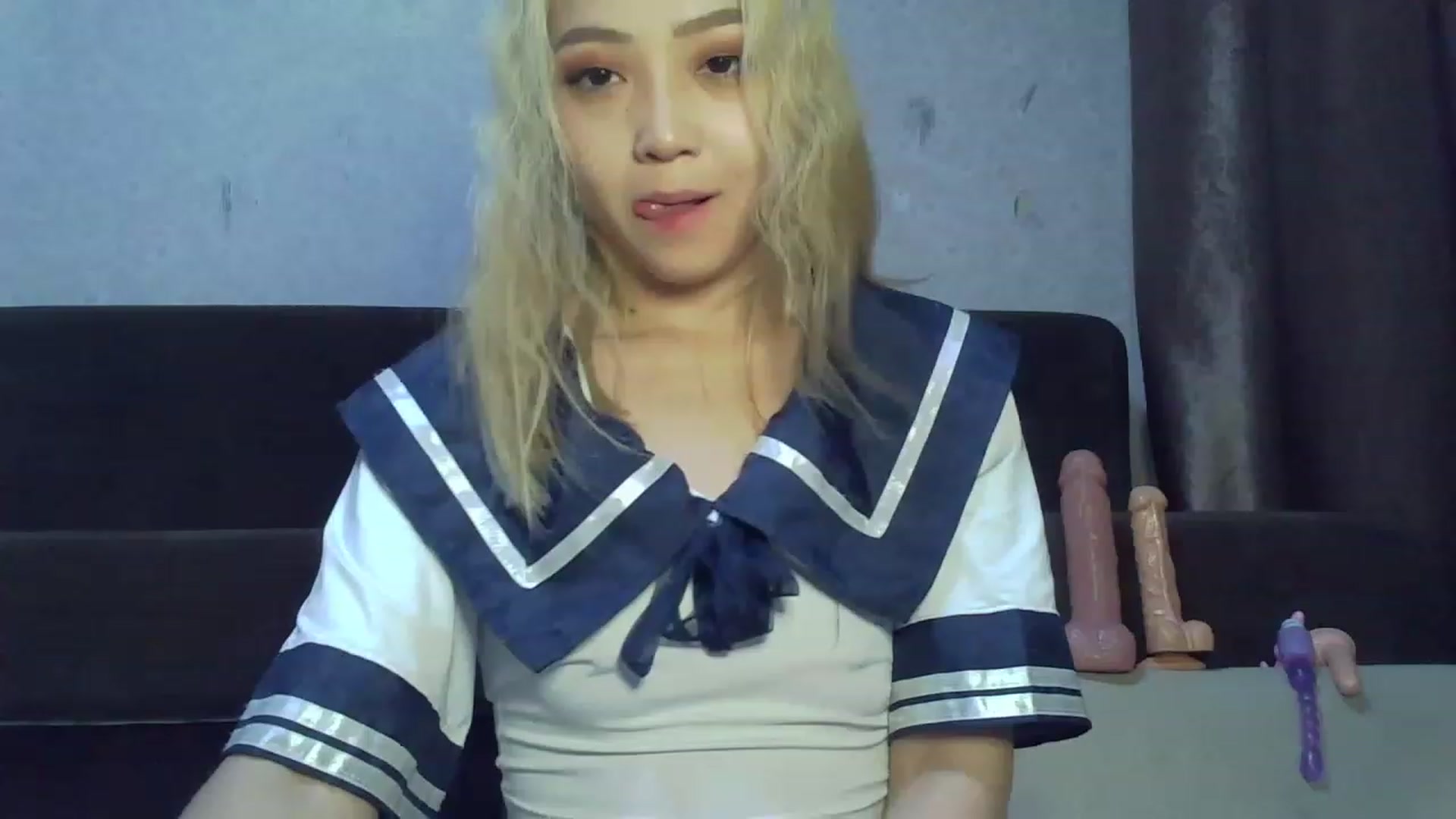 Gallery image thumbnail from SchoolGirl_69's myfreecams stream on, 06/11/2023, 20:20 image 7 of 20