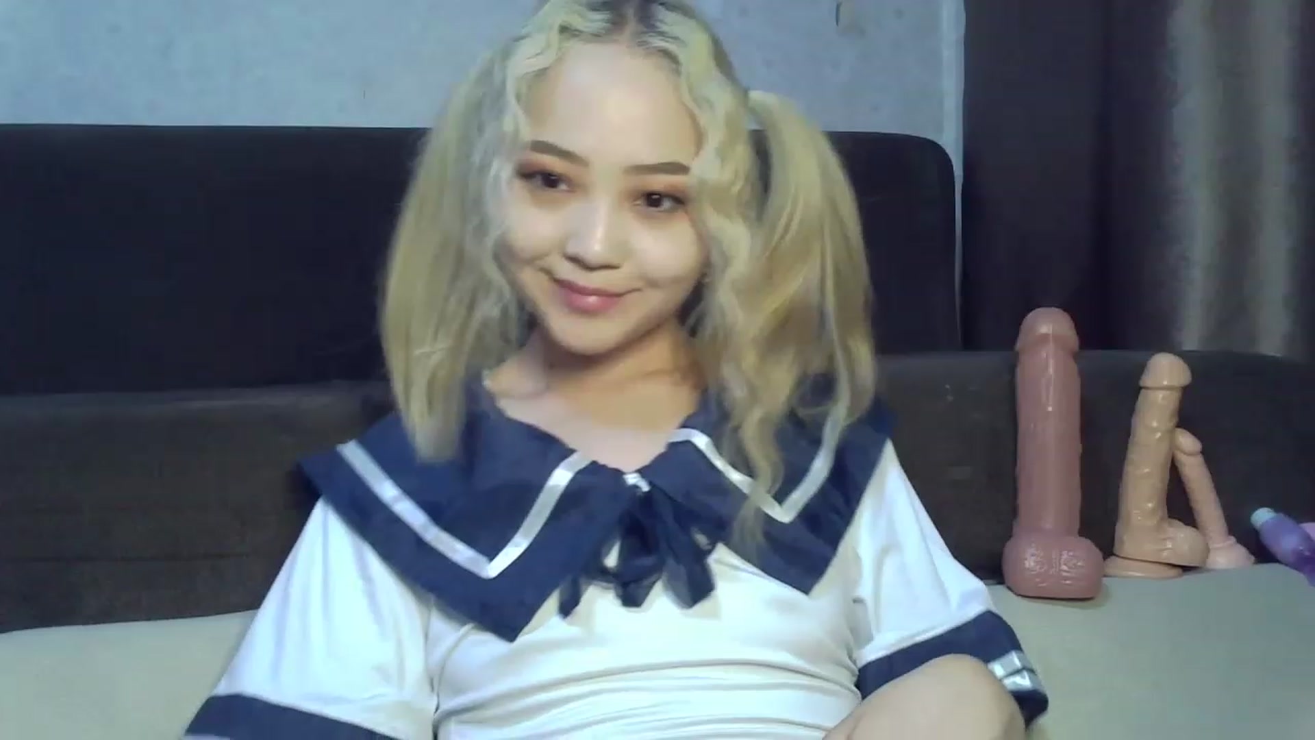 Gallery image thumbnail from SchoolGirl_69's myfreecams stream on, 06/12/2023, 09:17 image 16 of 20