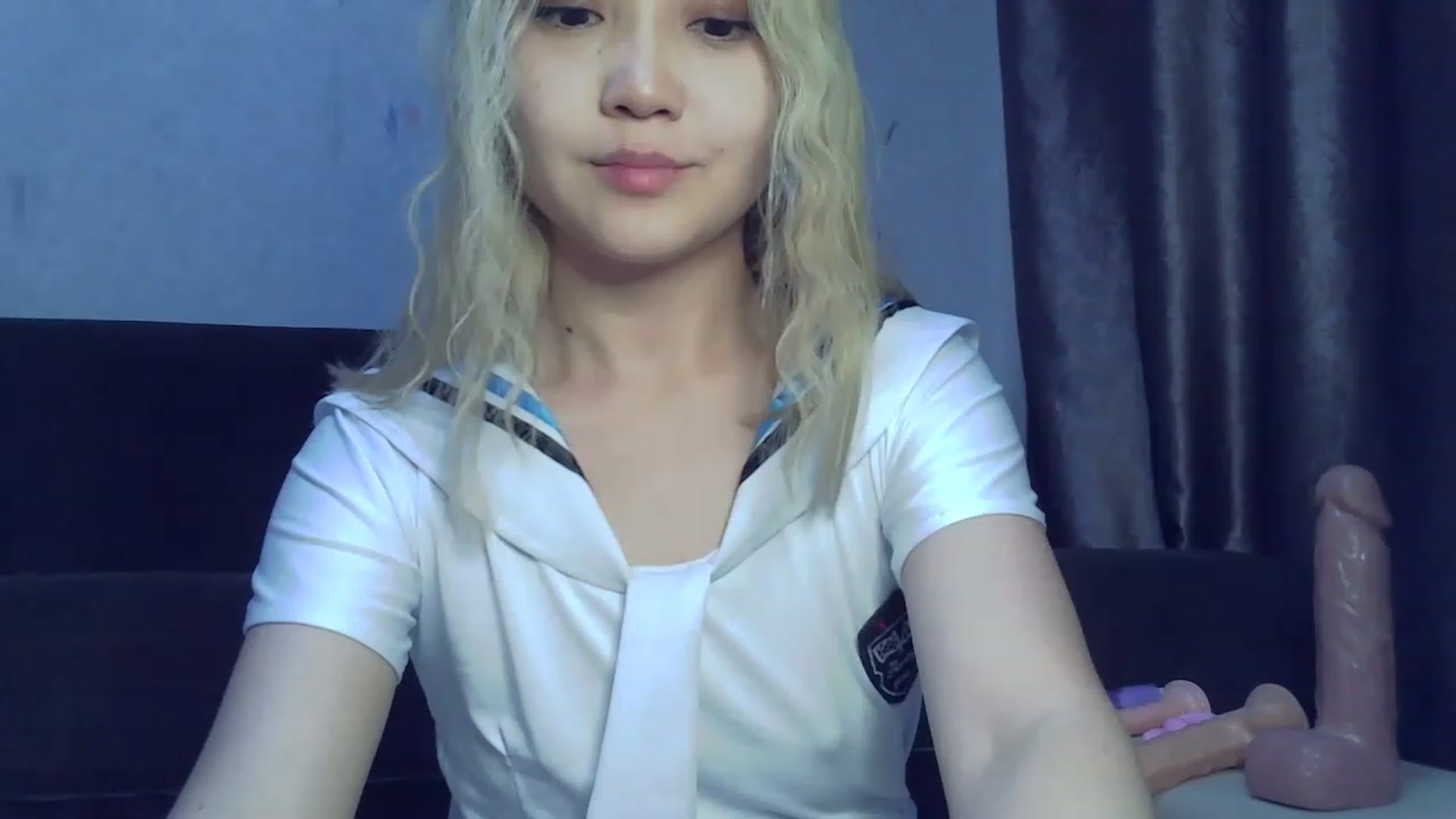 Gallery image thumbnail from SchoolGirl_69's myfreecams stream on, 06/12/2023, 15:08 image 5 of 20