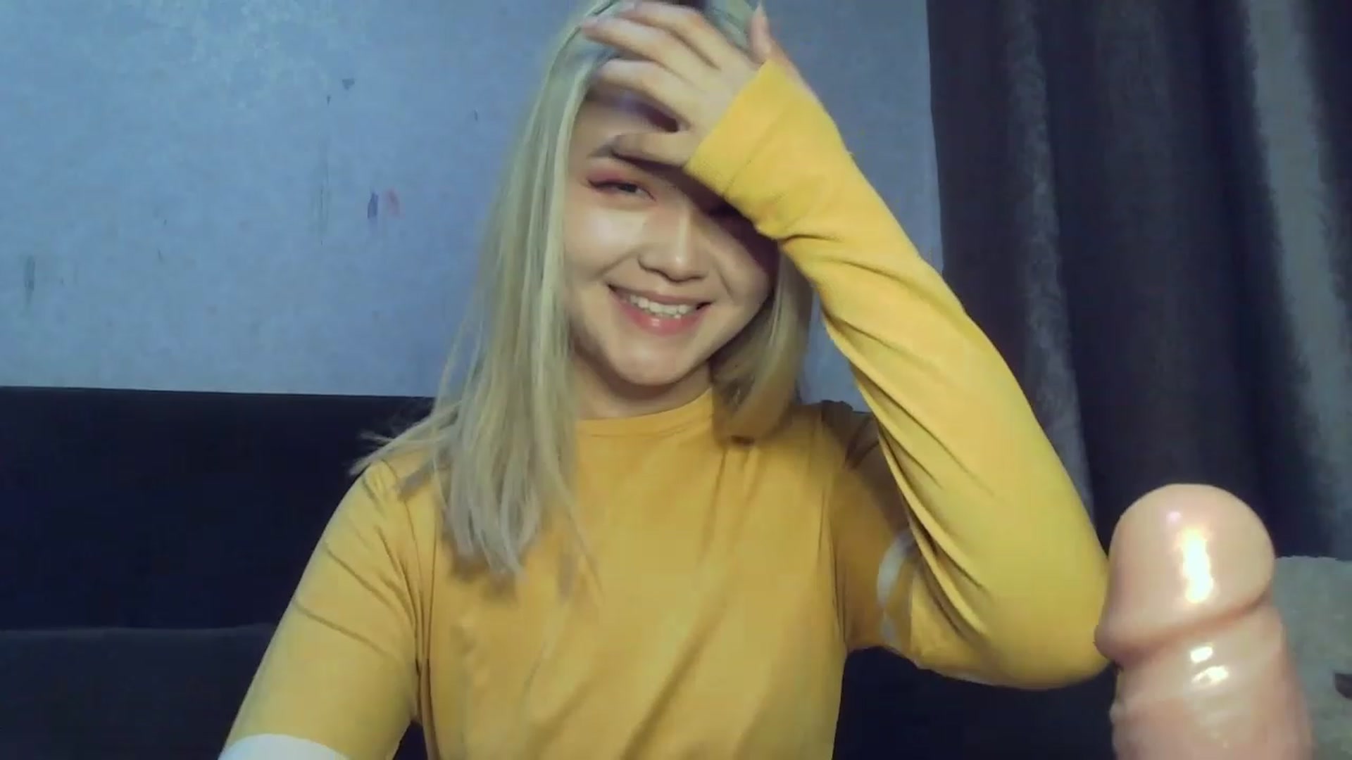 Gallery image thumbnail from SchoolGirl_69's myfreecams stream on, 06/19/2023, 13:42 image 6 of 20