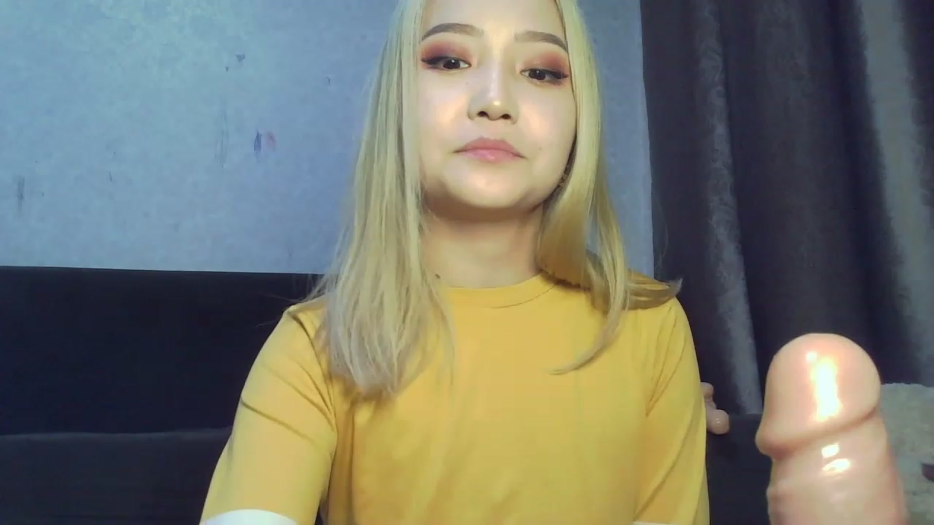 Gallery image thumbnail from SchoolGirl_69's myfreecams stream on, 06/19/2023, 13:42 image 4 of 20
