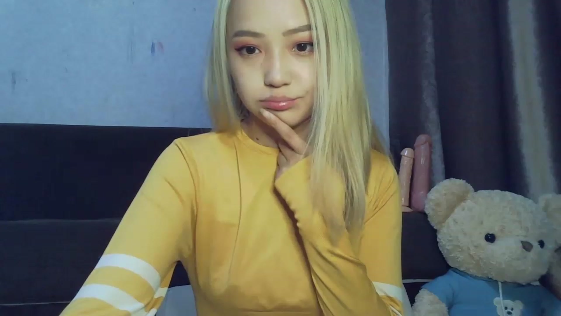 Gallery image thumbnail from SchoolGirl_69's myfreecams stream on, 06/19/2023, 15:58 image 19 of 20