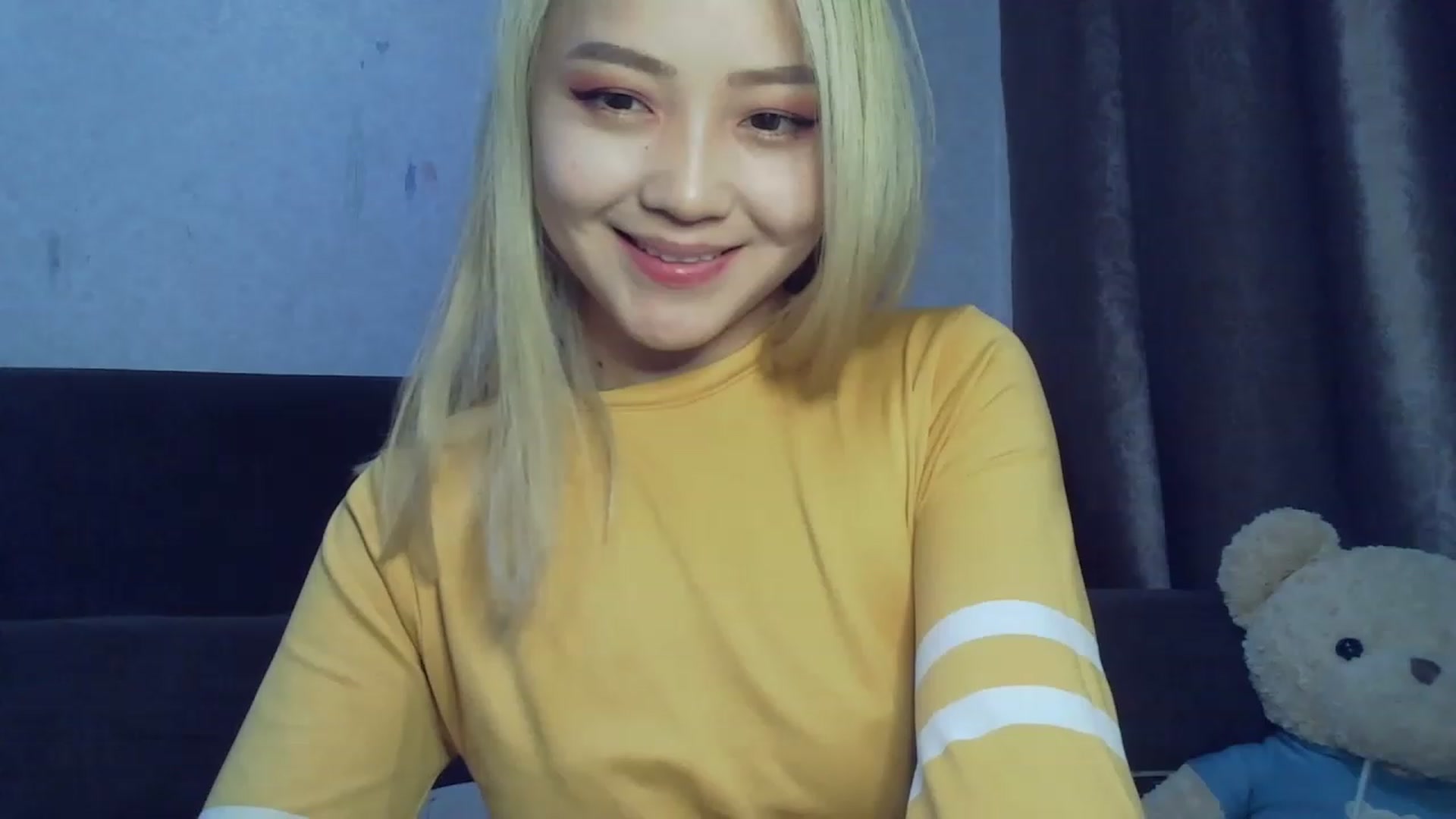 Gallery image thumbnail from SchoolGirl_69's myfreecams stream on, 06/19/2023, 15:58 image 5 of 20