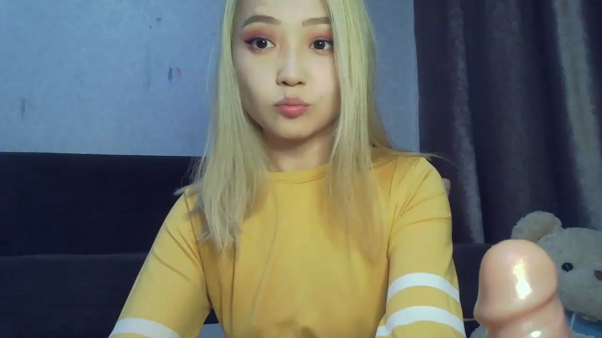 Gallery image thumbnail from SchoolGirl_69's myfreecams stream on, 06/19/2023, 15:58 image 11 of 20