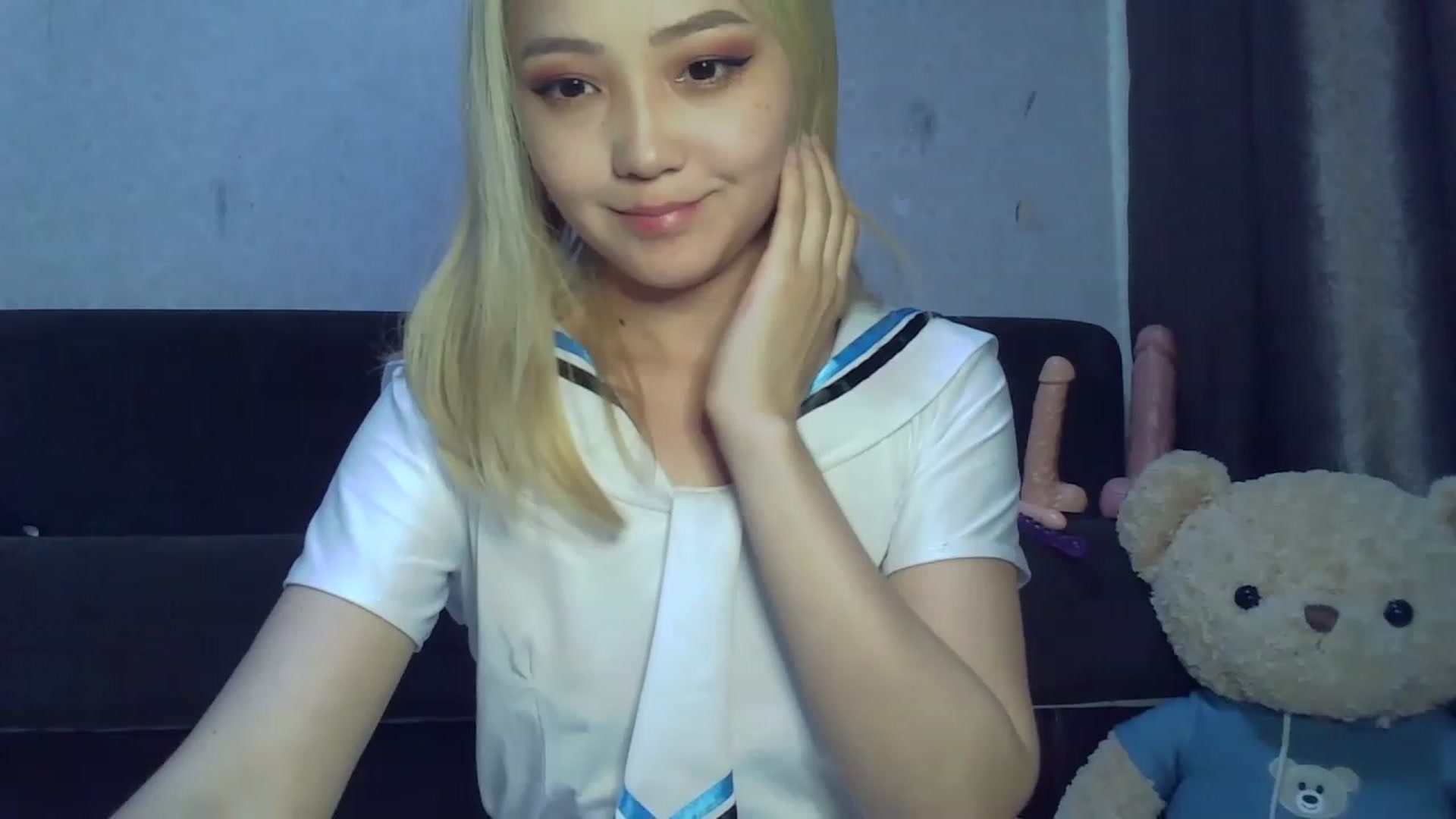 Gallery image thumbnail from SchoolGirl_69's myfreecams stream on, 06/21/2023, 11:34 image 14 of 20