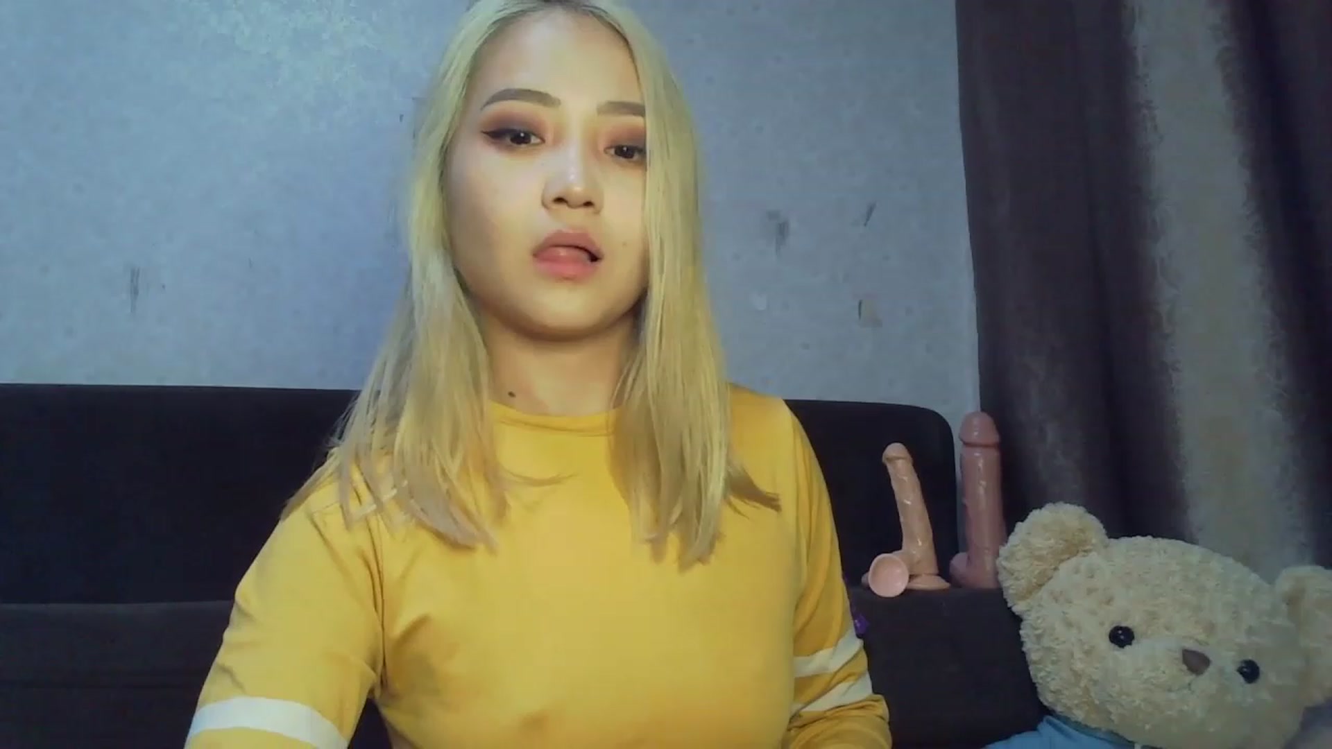 Gallery image thumbnail from SchoolGirl_69's myfreecams stream on, 06/22/2023, 16:05 image 8 of 20