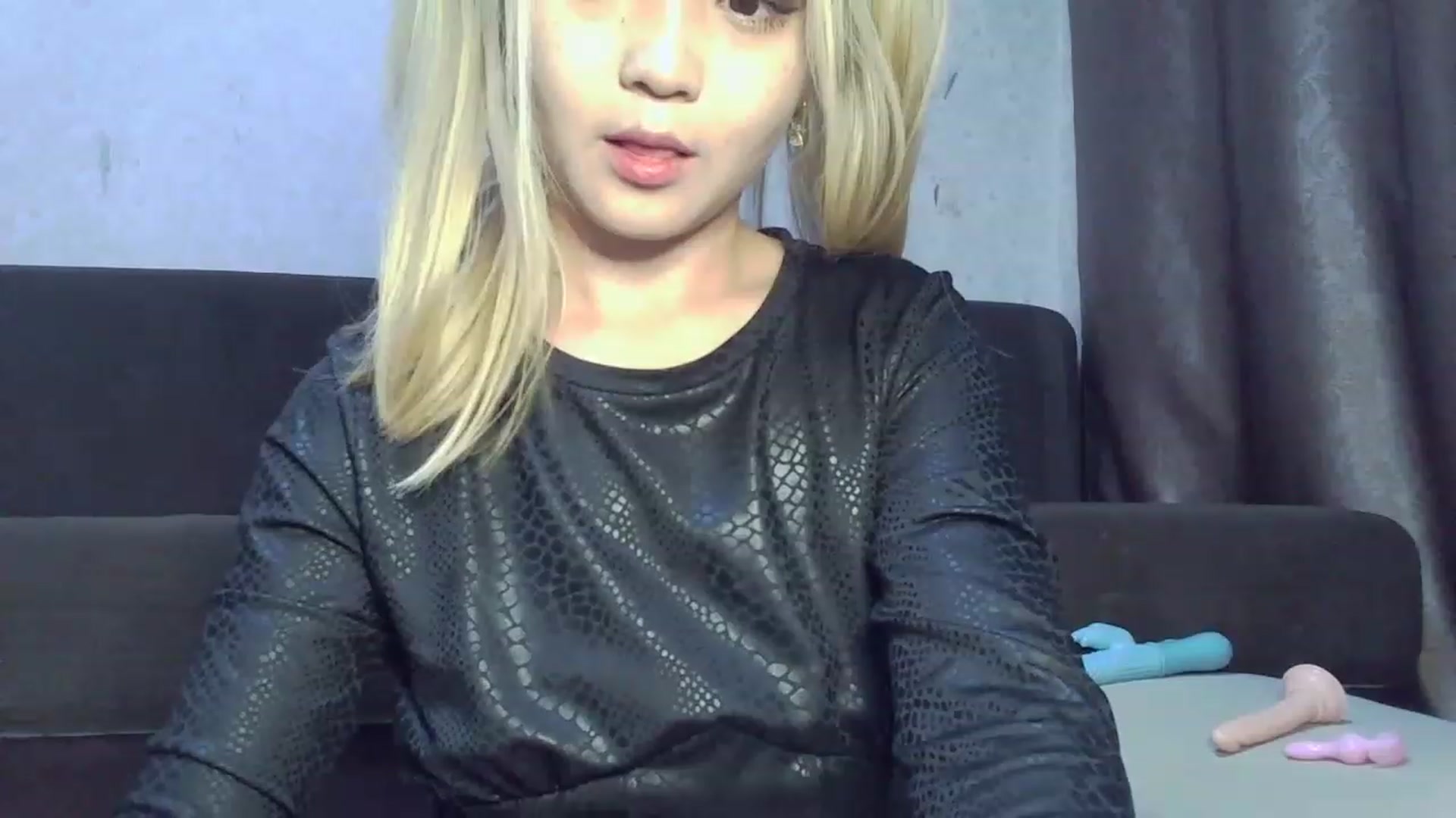 Gallery image thumbnail from SchoolGirl_69's myfreecams stream on, 06/29/2023, 15:07 image 8 of 20
