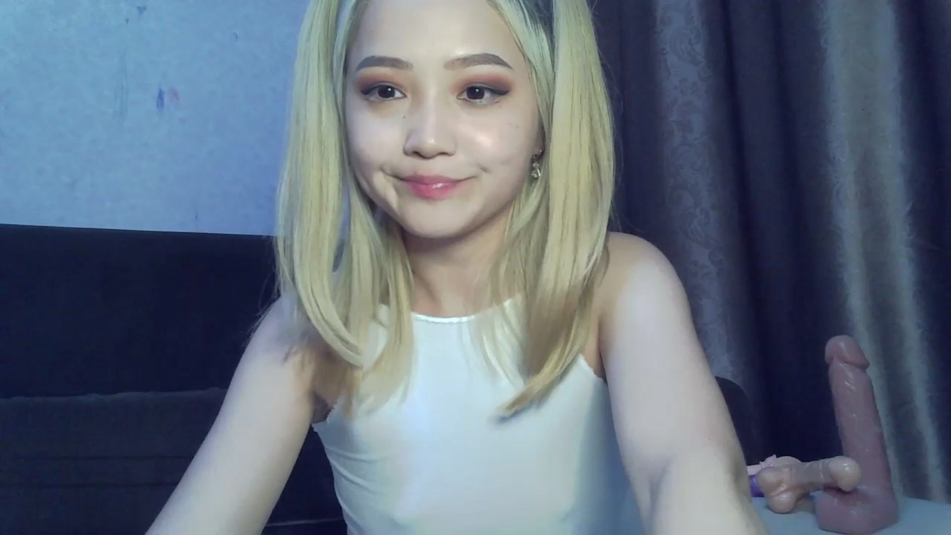 Gallery image thumbnail from SchoolGirl_69's myfreecams stream on, 07/05/2023, 16:37 image 1 of 20