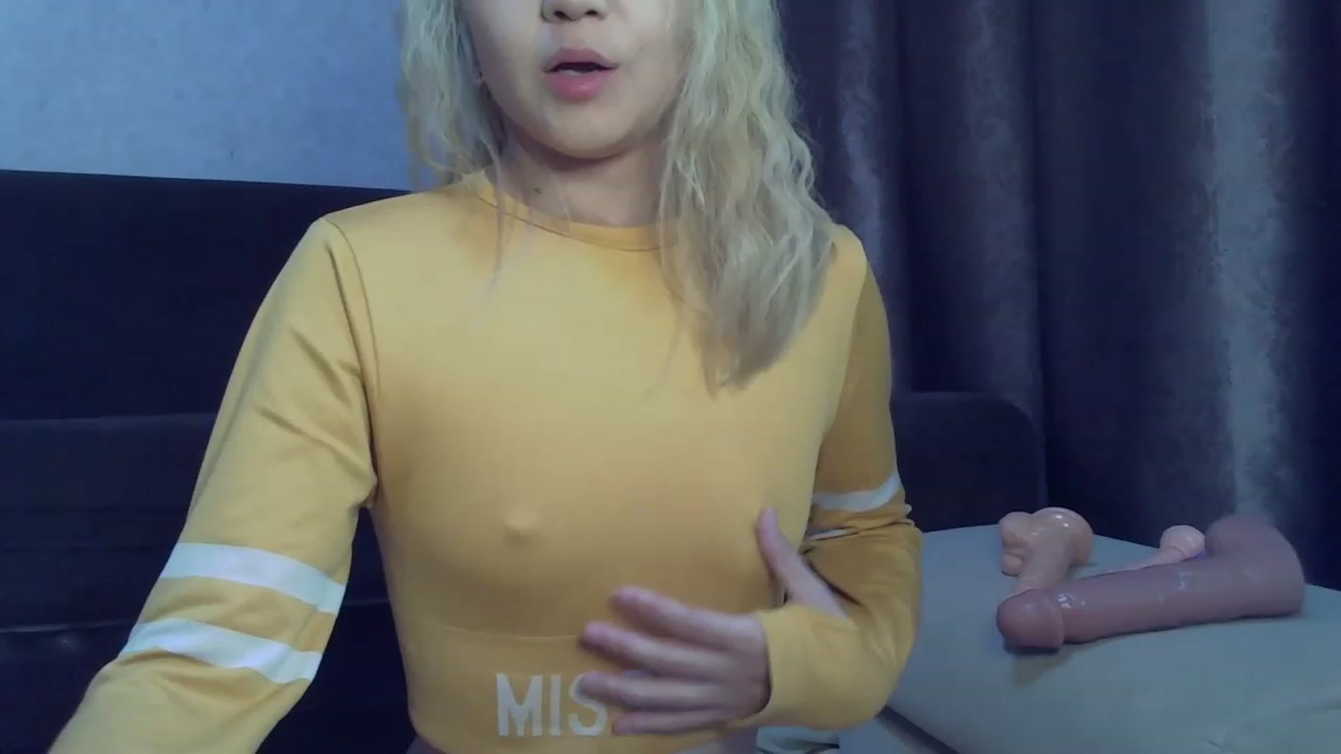 Gallery image thumbnail from SchoolGirl_69's myfreecams stream on, 07/06/2023, 11:22 image 20 of 20