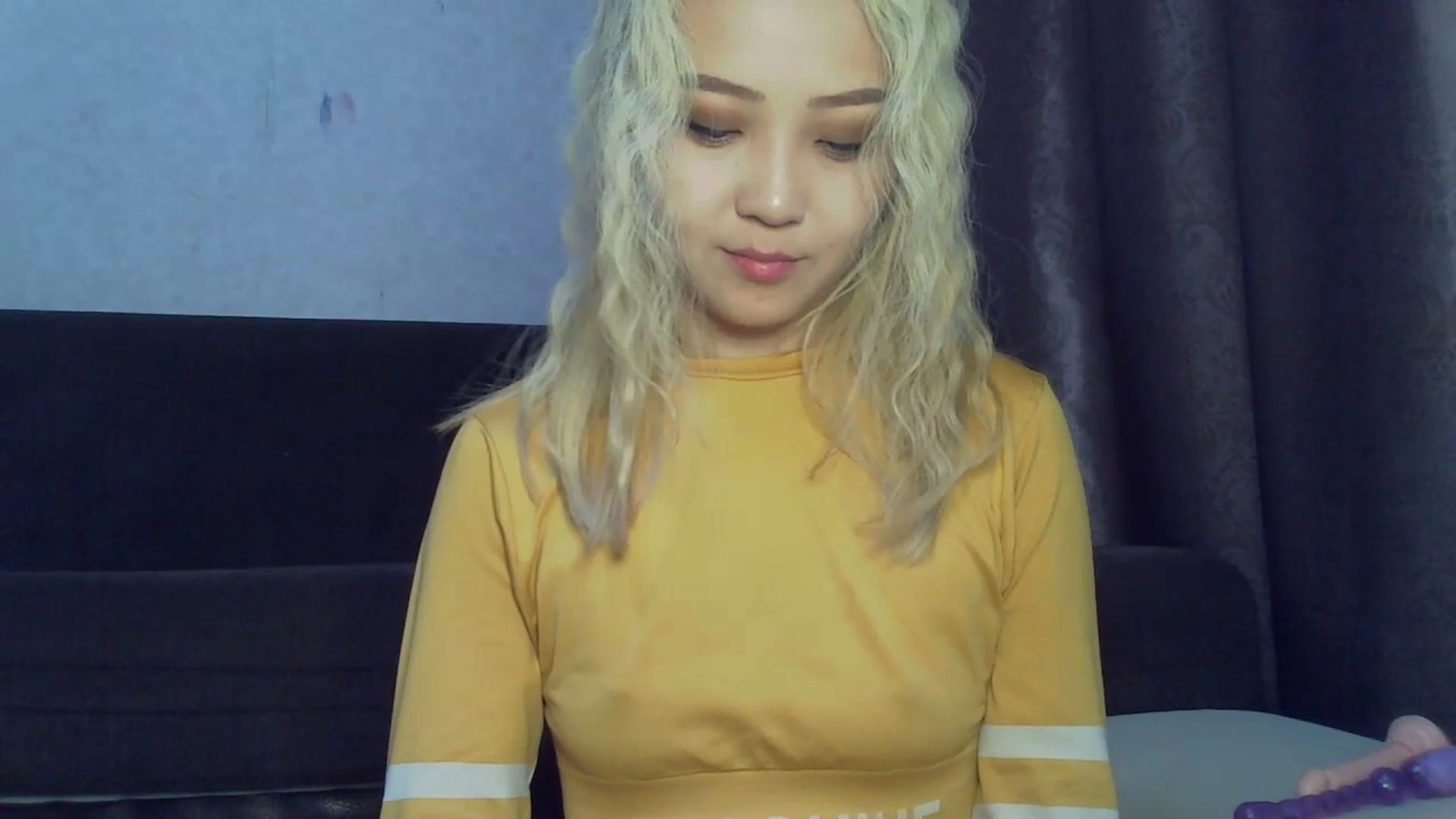 Gallery image thumbnail from SchoolGirl_69's myfreecams stream on, 07/06/2023, 12:03 image 15 of 20