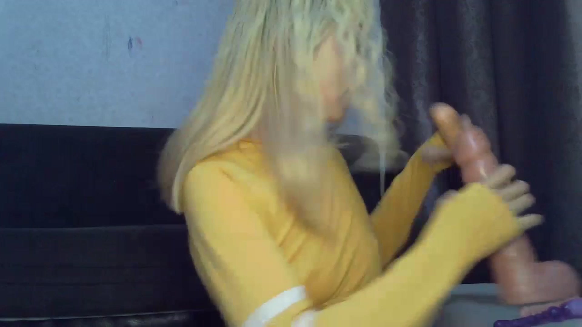 Gallery image thumbnail from SchoolGirl_69's myfreecams stream on, 07/06/2023, 12:03 image 16 of 20