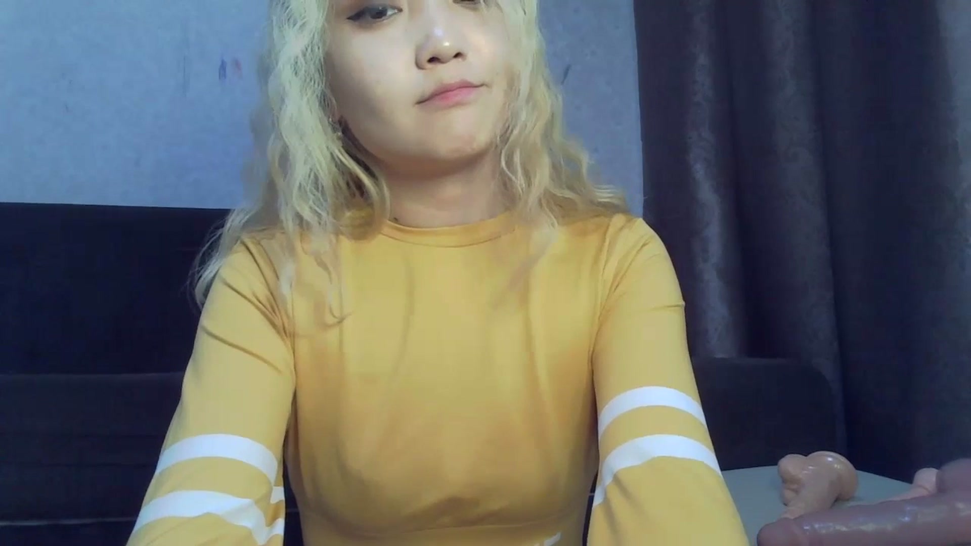 Gallery image thumbnail from SchoolGirl_69's myfreecams stream on, 07/06/2023, 12:03 image 5 of 20