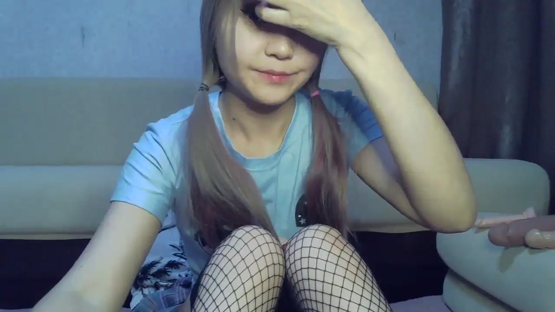 Gallery image thumbnail from School_Babe's myfreecams stream on, 03/03/2024, 13:40 image 17 of 20