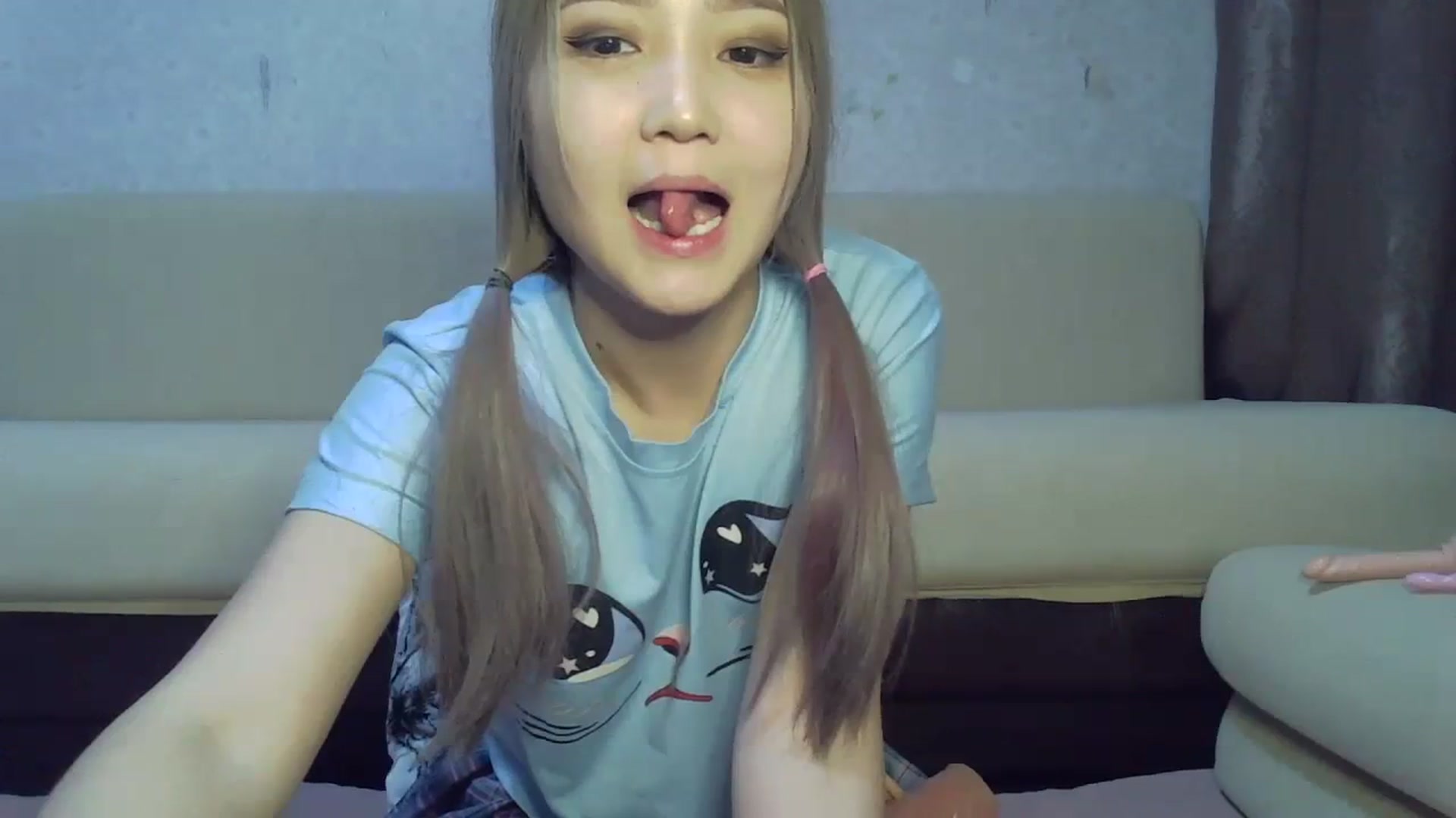 Gallery image thumbnail from School_Babe's myfreecams stream on, 03/03/2024, 13:40 image 5 of 20