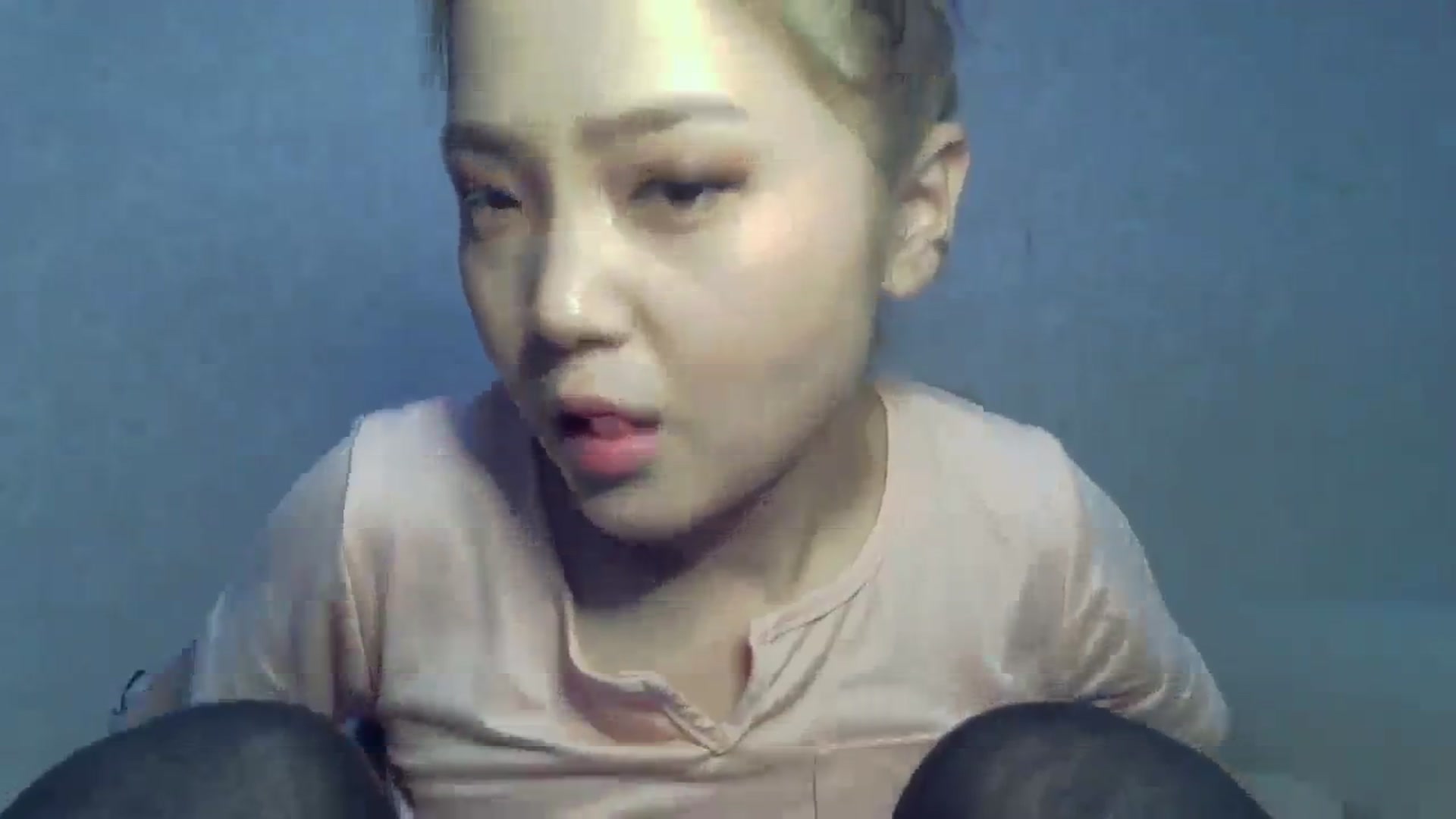 Gallery image thumbnail from School_Babe's myfreecams stream on, 03/07/2024, 13:55 image 10 of 20