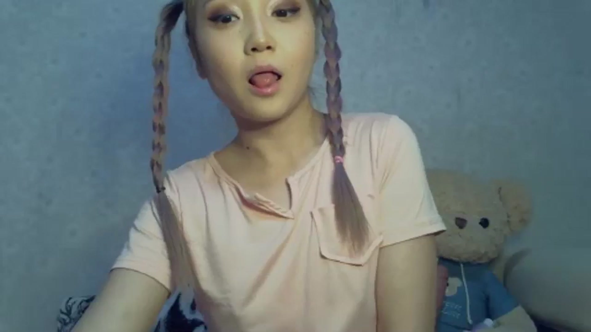 Gallery image thumbnail from School_Babe's myfreecams stream on, 03/13/2024, 10:42 image 13 of 20