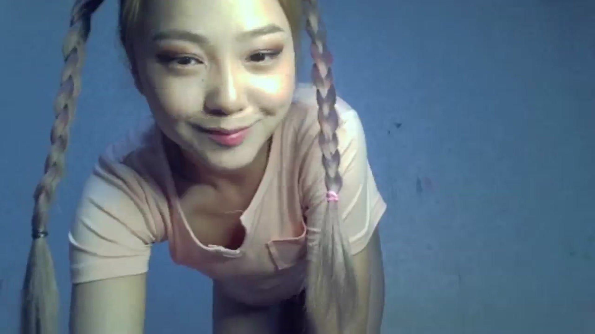 Gallery image thumbnail from School_Babe's myfreecams stream on, 03/13/2024, 10:42 image 10 of 20