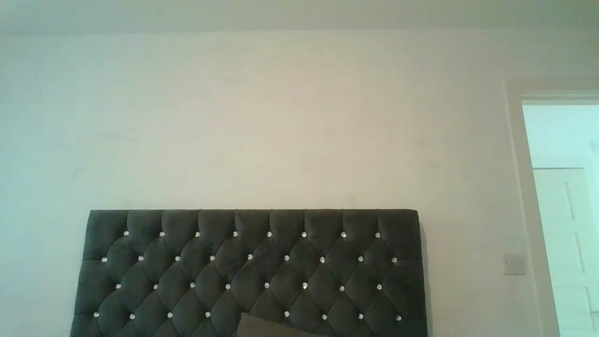 Gallery image thumbnail from Schoolgirl20's myfreecams stream on, 03/19/2024, 17:01 image 10 of 20