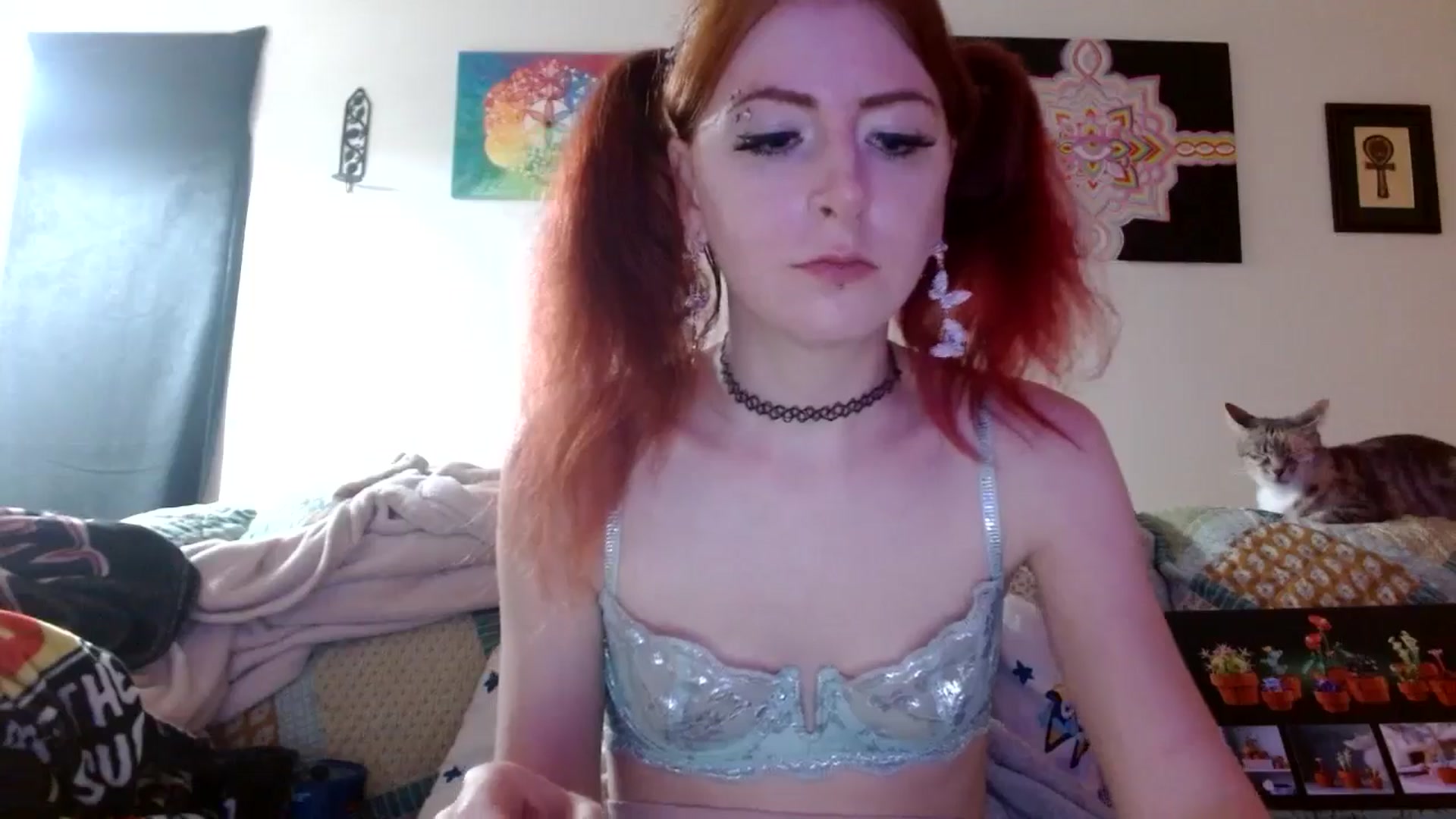 Gallery image thumbnail from SchuylarWitch's myfreecams stream on, 05/19/2025, 05:37 image 3 of 20