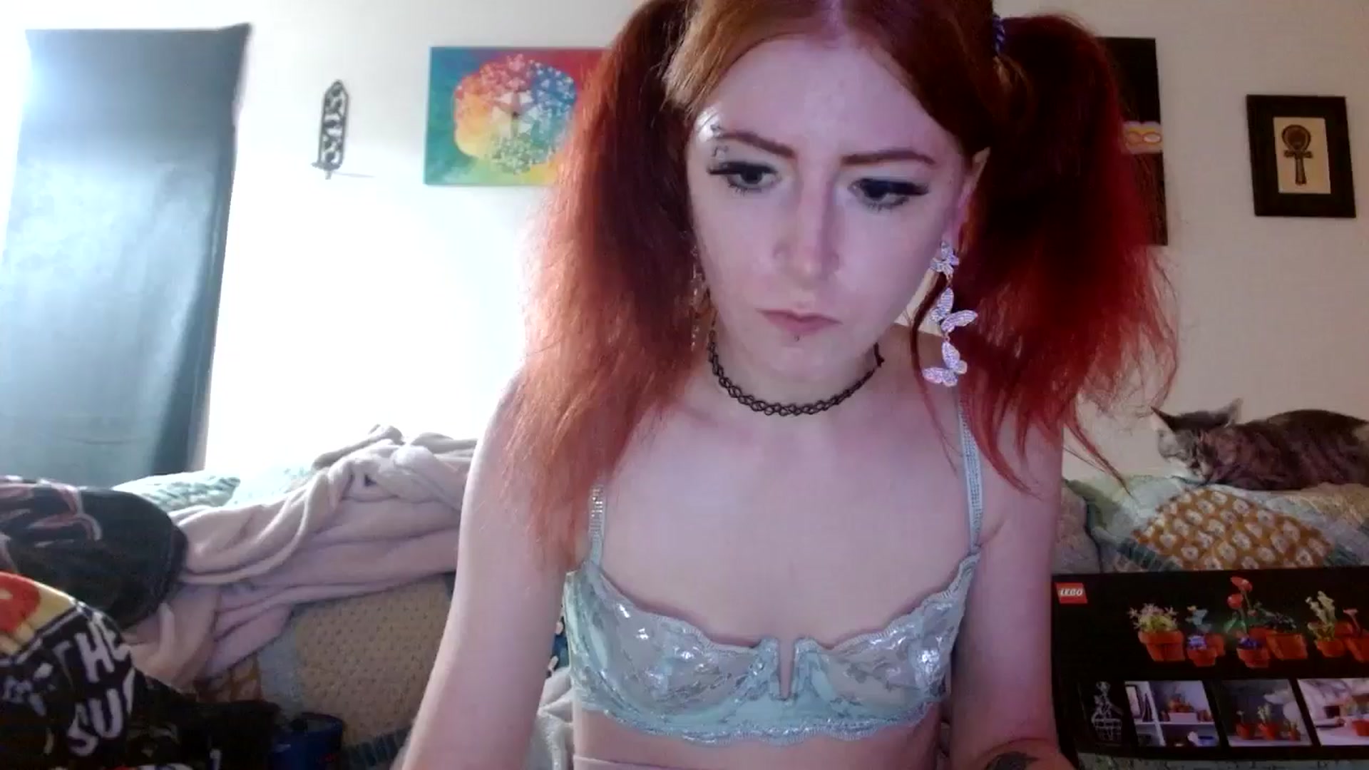 Gallery image thumbnail from SchuylarWitch's myfreecams stream on, 05/19/2025, 05:37 image 10 of 20