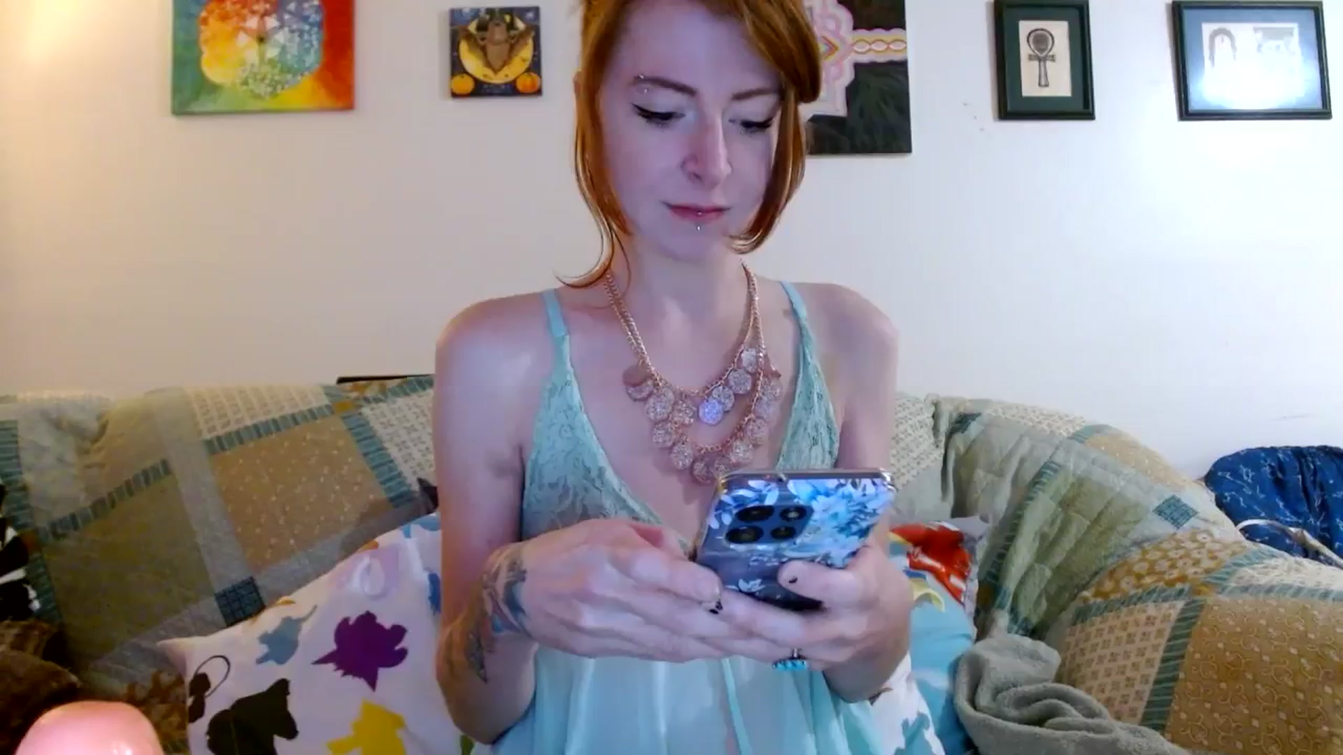 Gallery image thumbnail from SchuylarWitch's myfreecams stream on, 11/16/2025, 08:03 image 4 of 20