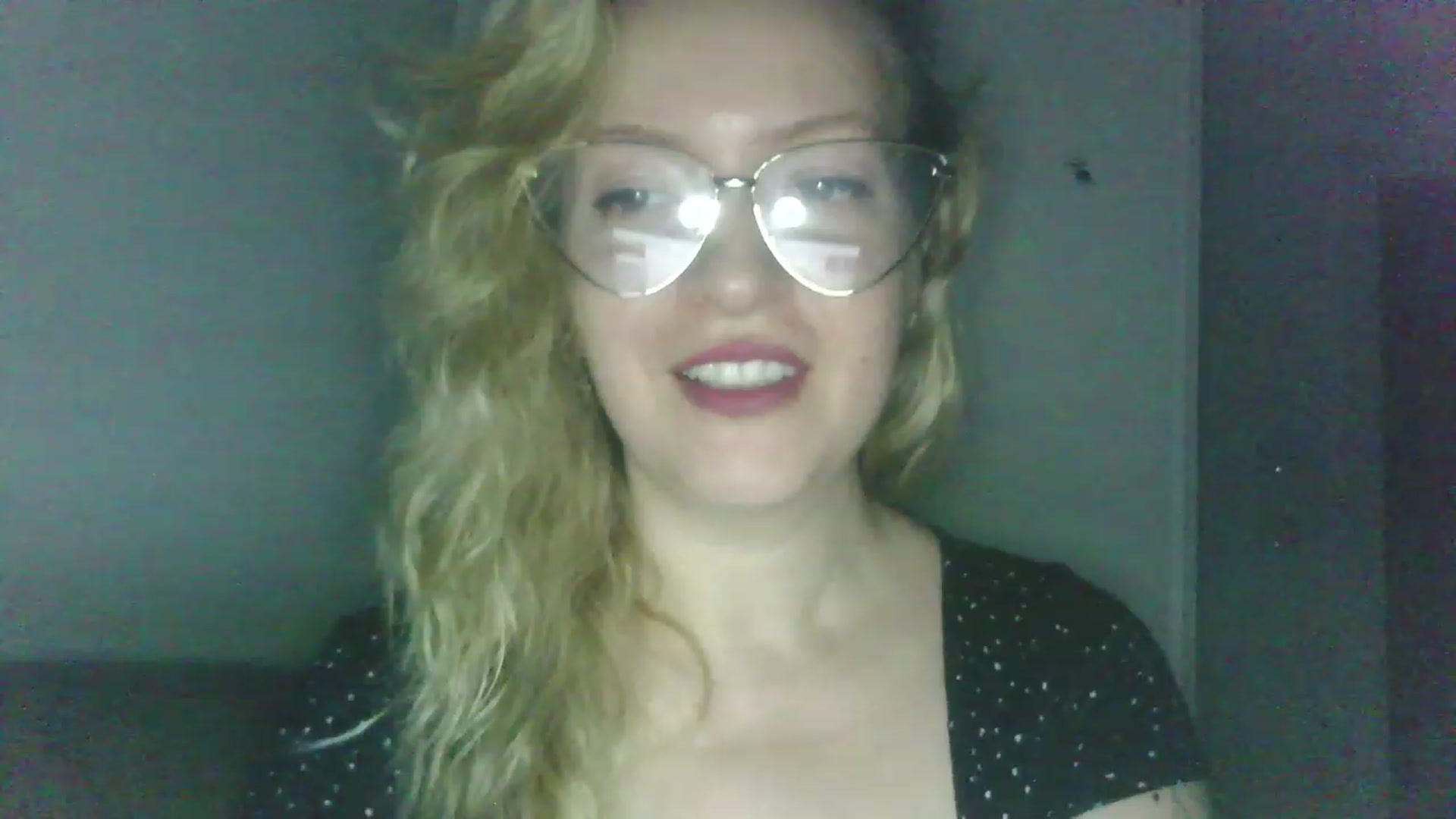 Gallery image thumbnail from ScorpioV's myfreecams stream on, 04/26/2023, 23:32 image 7 of 20