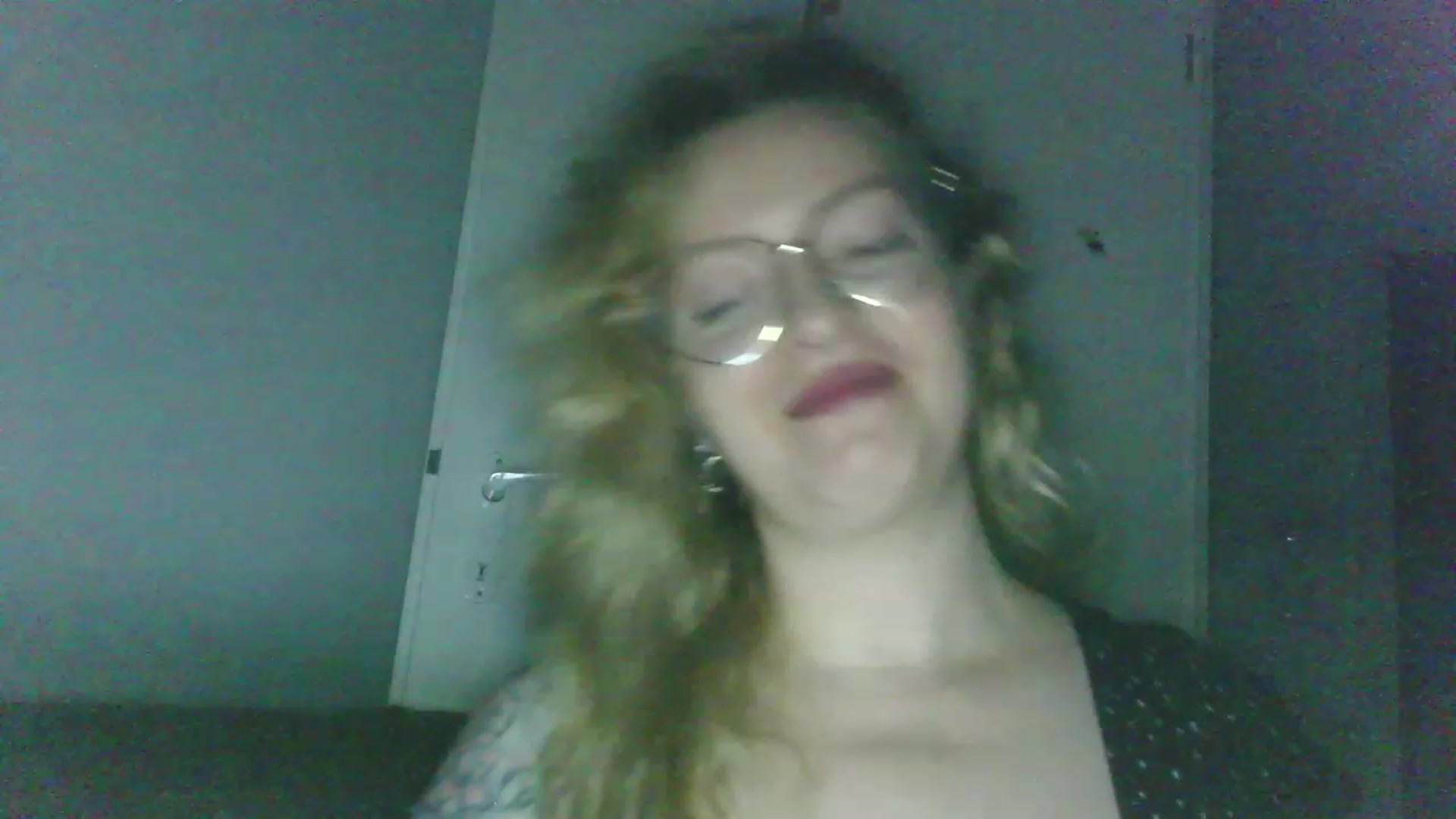 Gallery image thumbnail from ScorpioV's myfreecams stream on, 04/26/2023, 23:32 image 20 of 20