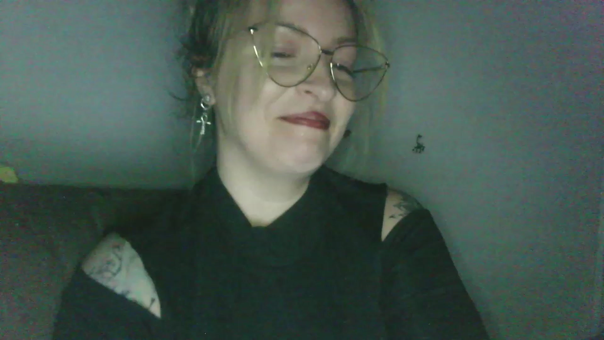Gallery image thumbnail from ScorpioV's myfreecams stream on, 05/11/2023, 22:15 image 2 of 20