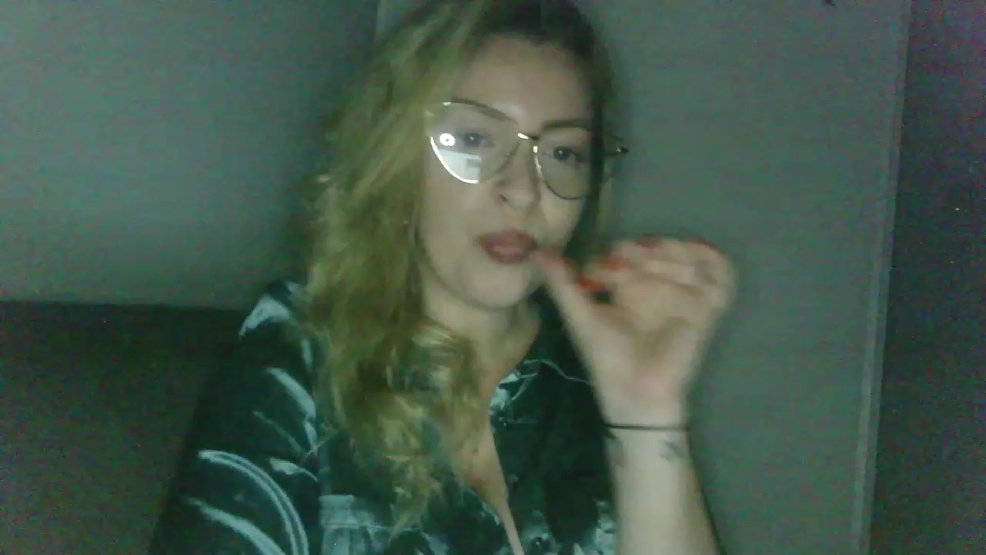 Gallery image thumbnail from ScorpioV's myfreecams stream on, 05/14/2023, 22:41 image 12 of 20