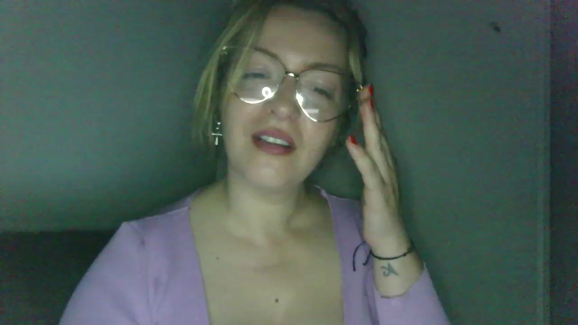 Gallery image thumbnail from ScorpioV's myfreecams stream on, 05/15/2023, 23:49 image 1 of 20