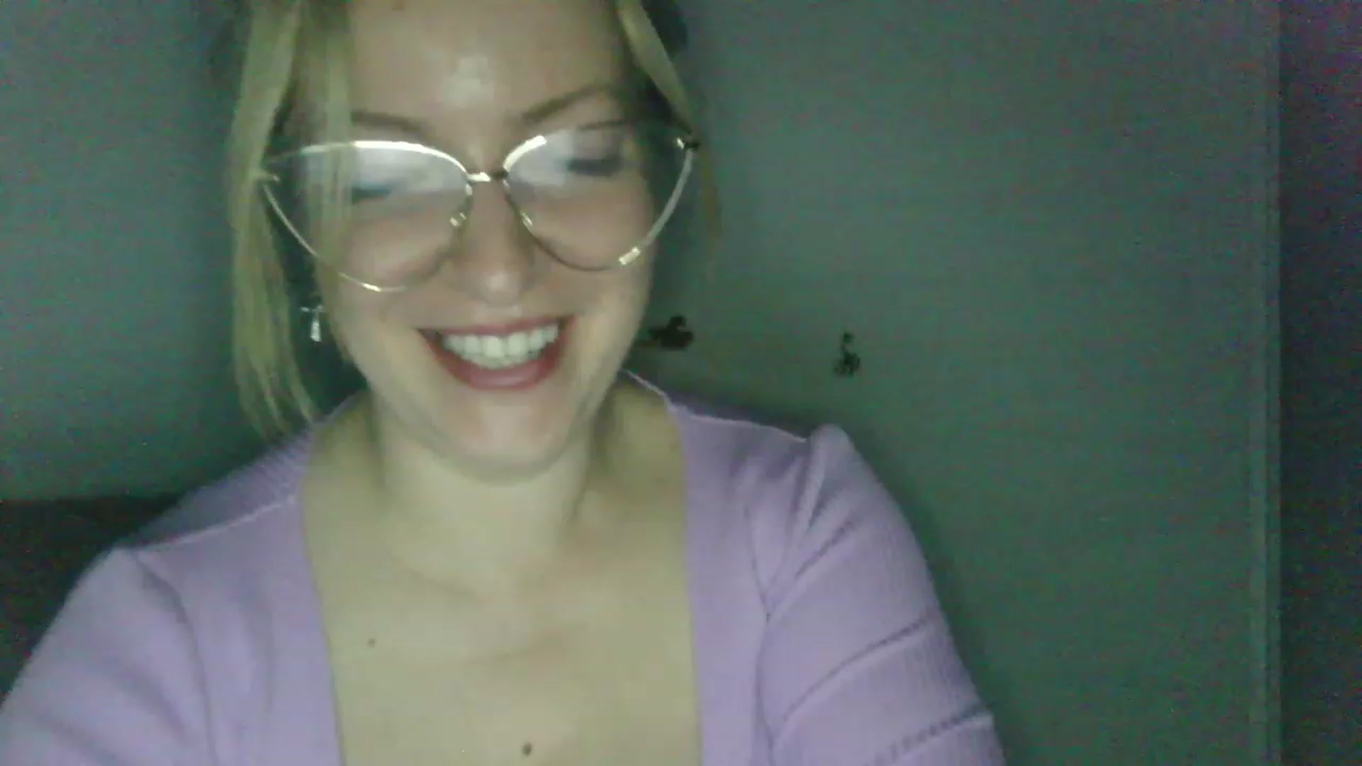 Gallery image thumbnail from ScorpioV's myfreecams stream on, 05/15/2023, 23:49 image 3 of 20