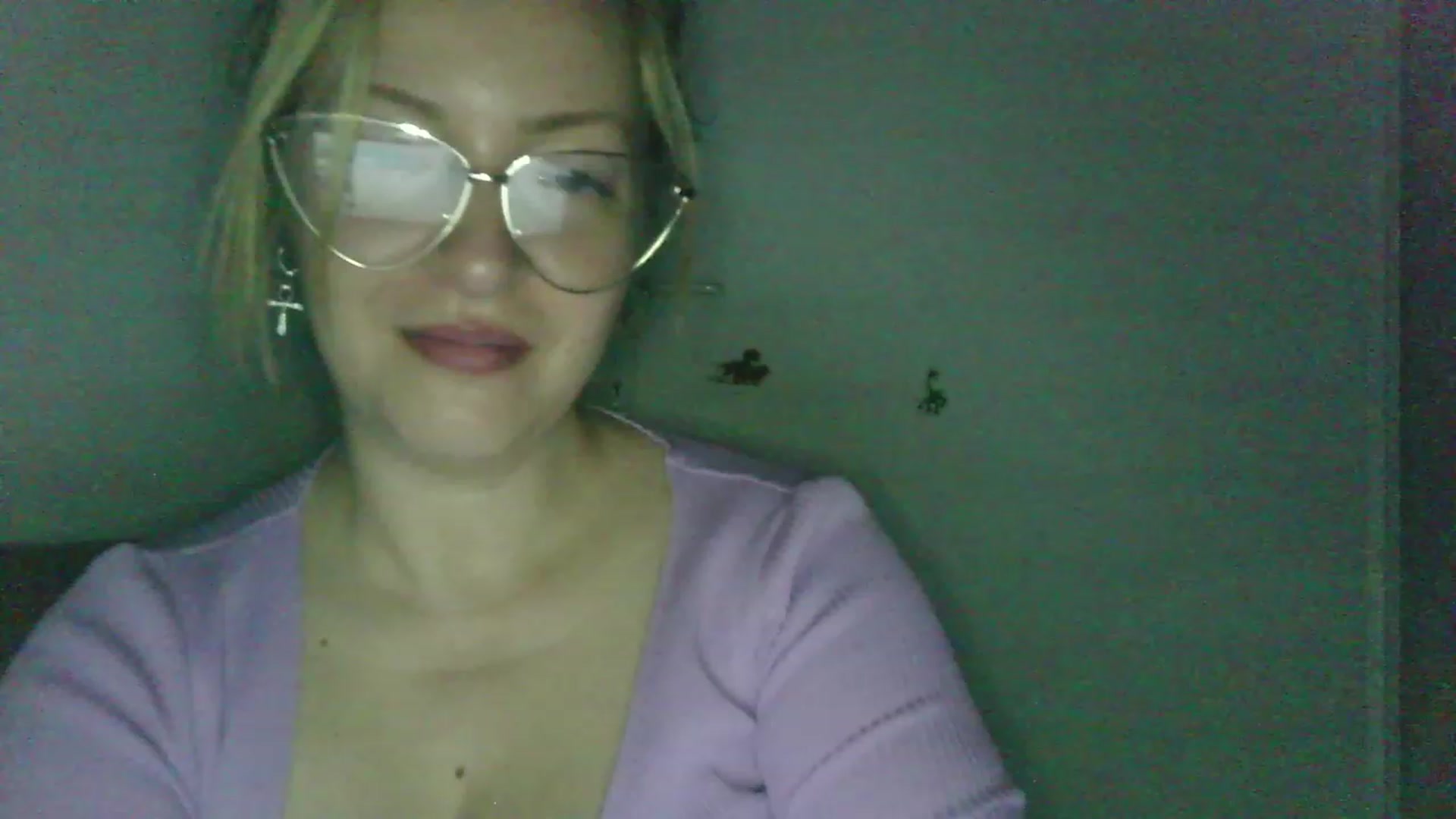 Gallery image thumbnail from ScorpioV's myfreecams stream on, 05/15/2023, 23:49 image 14 of 20