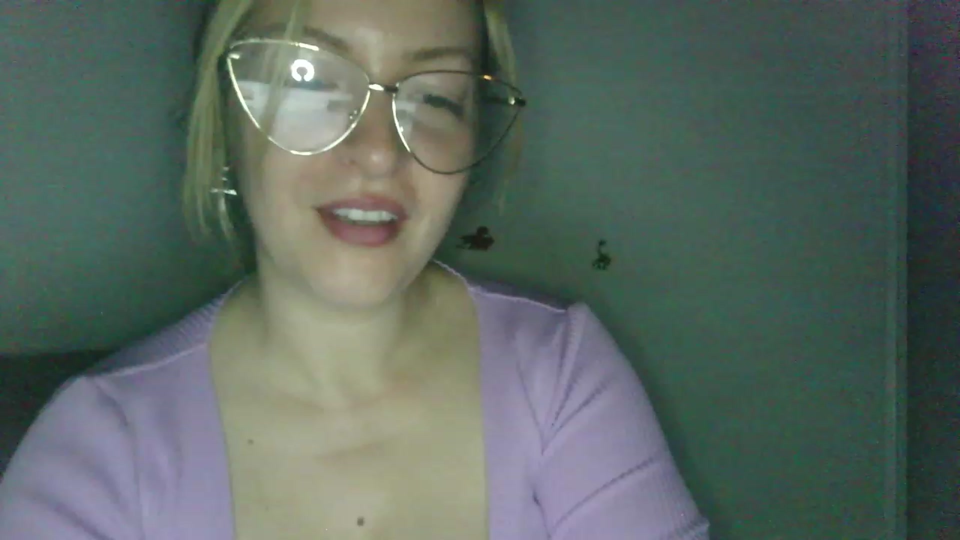 Gallery image thumbnail from ScorpioV's myfreecams stream on, 05/15/2023, 23:49 image 4 of 20