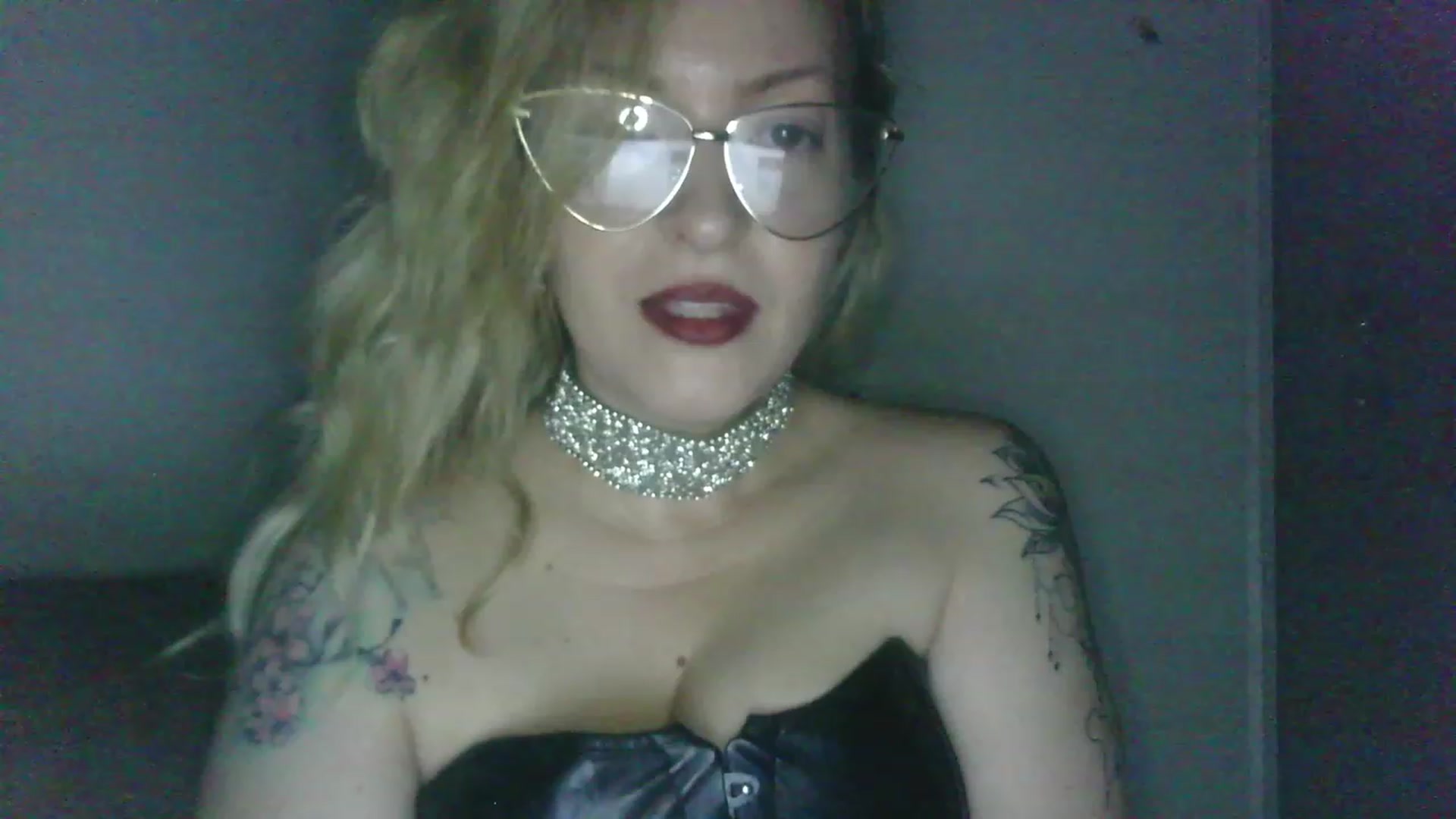 Gallery image thumbnail from ScorpioV's myfreecams stream on, 05/23/2023, 22:24 image 2 of 20