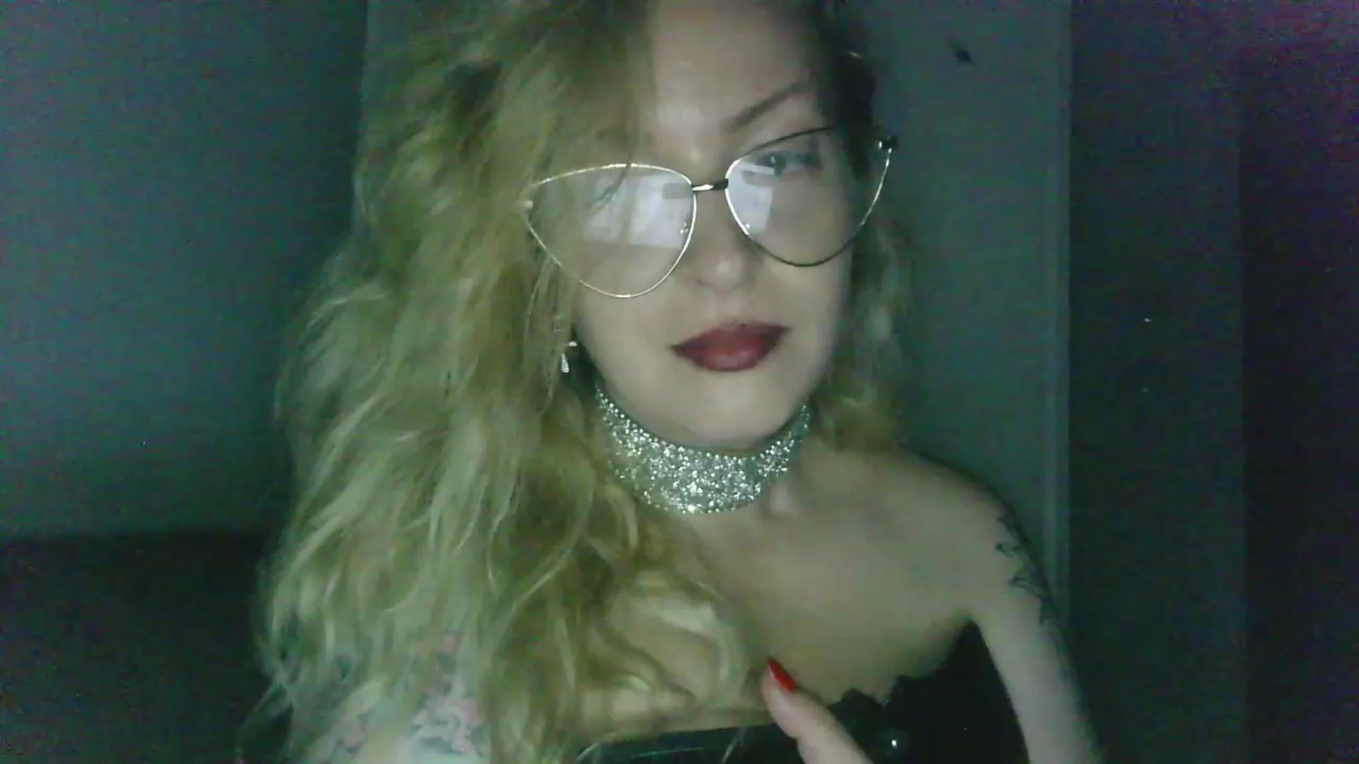 Gallery image thumbnail from ScorpioV's myfreecams stream on, 05/23/2023, 23:31 image 11 of 20