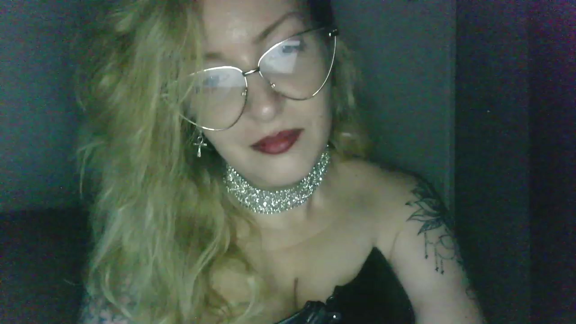 Gallery image thumbnail from ScorpioV's myfreecams stream on, 05/23/2023, 23:31 image 7 of 20