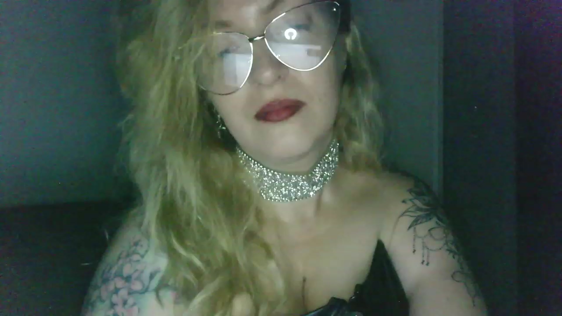 Gallery image thumbnail from ScorpioV's myfreecams stream on, 05/23/2023, 23:31 image 18 of 20