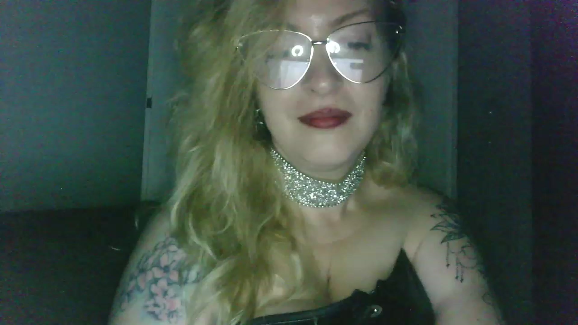 Gallery image thumbnail from ScorpioV's myfreecams stream on, 05/23/2023, 23:31 image 13 of 20