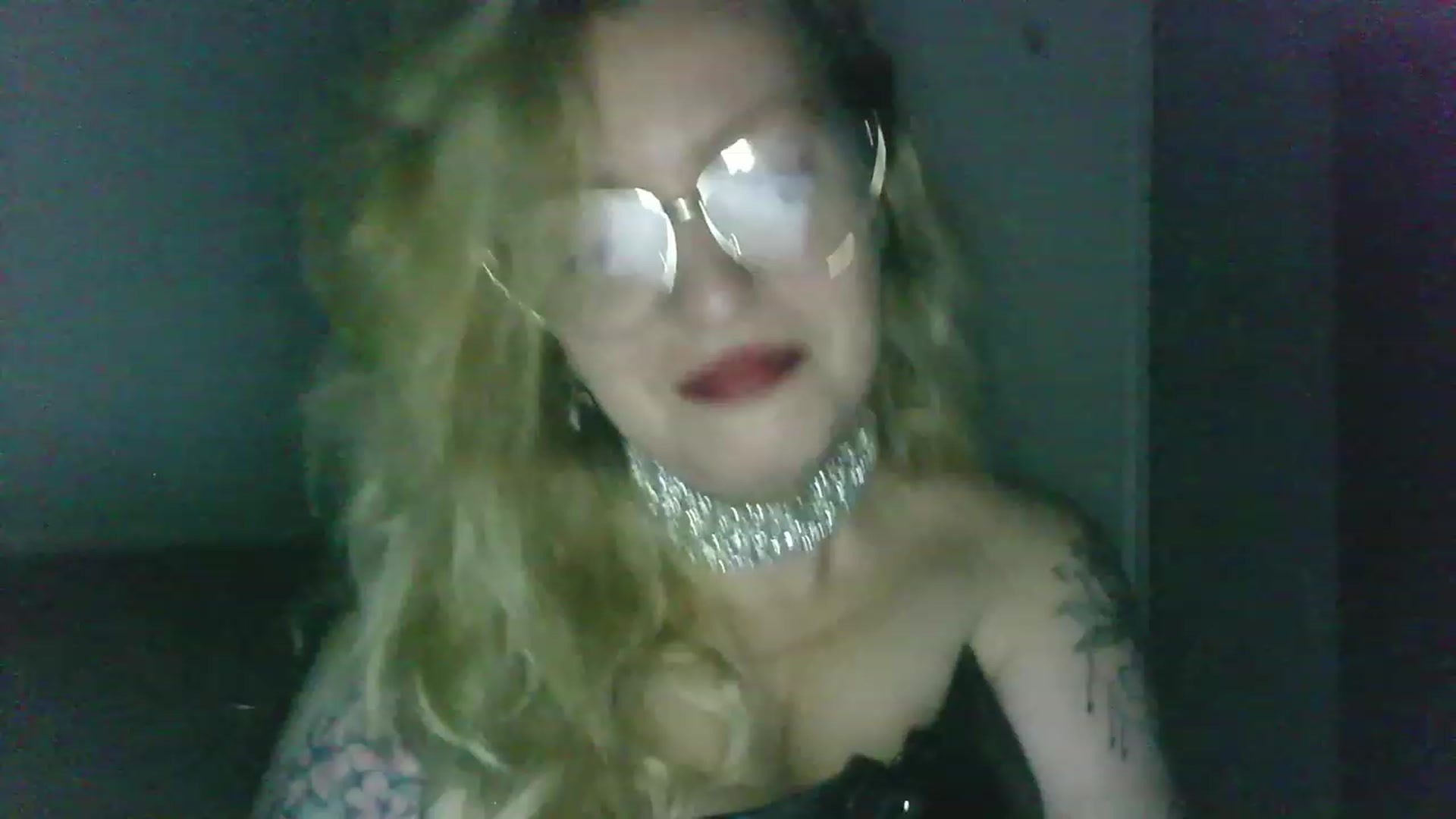 Gallery image thumbnail from ScorpioV's myfreecams stream on, 05/23/2023, 23:31 image 15 of 20