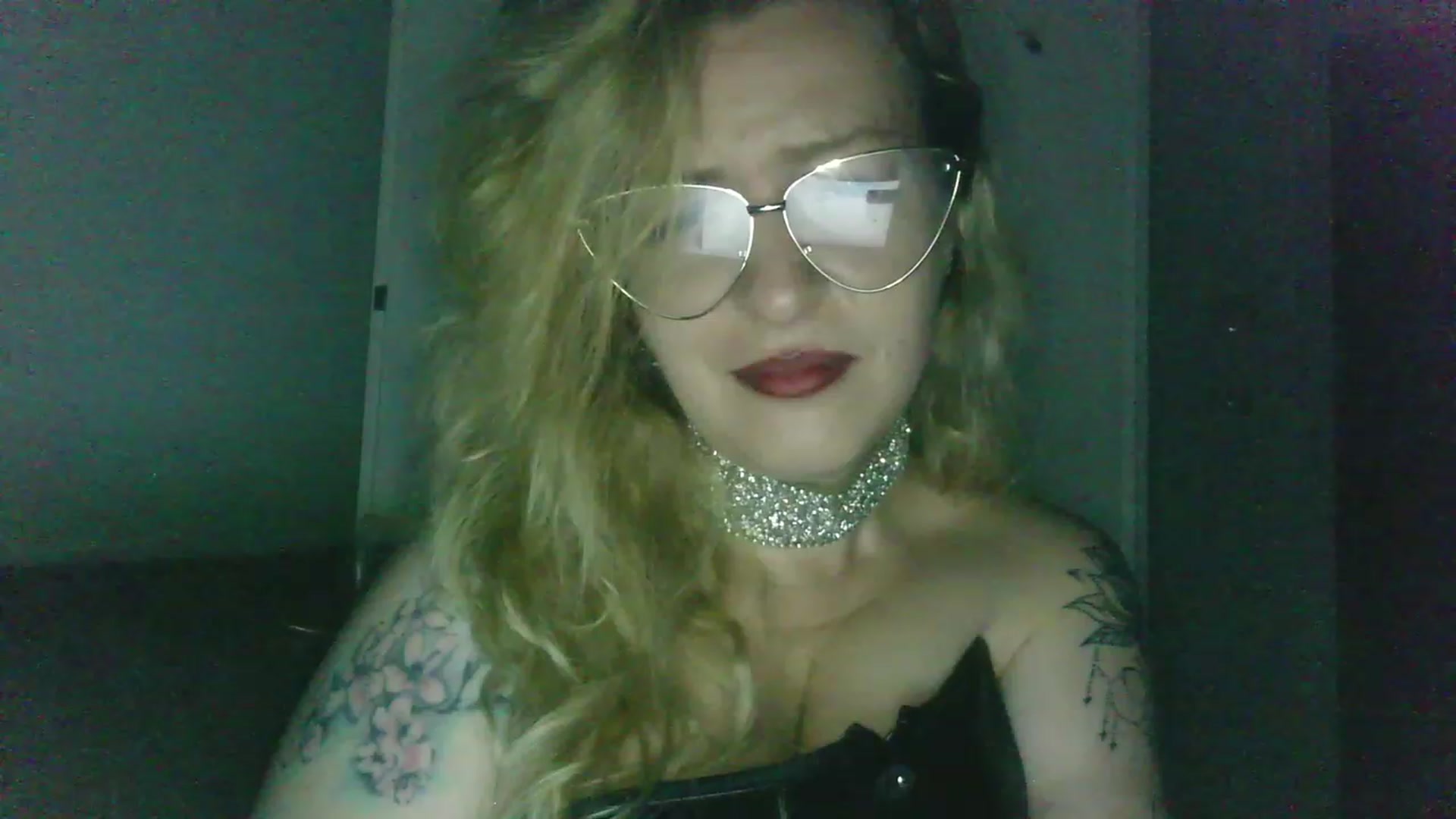 Gallery image thumbnail from ScorpioV's myfreecams stream on, 05/23/2023, 23:31 image 14 of 20
