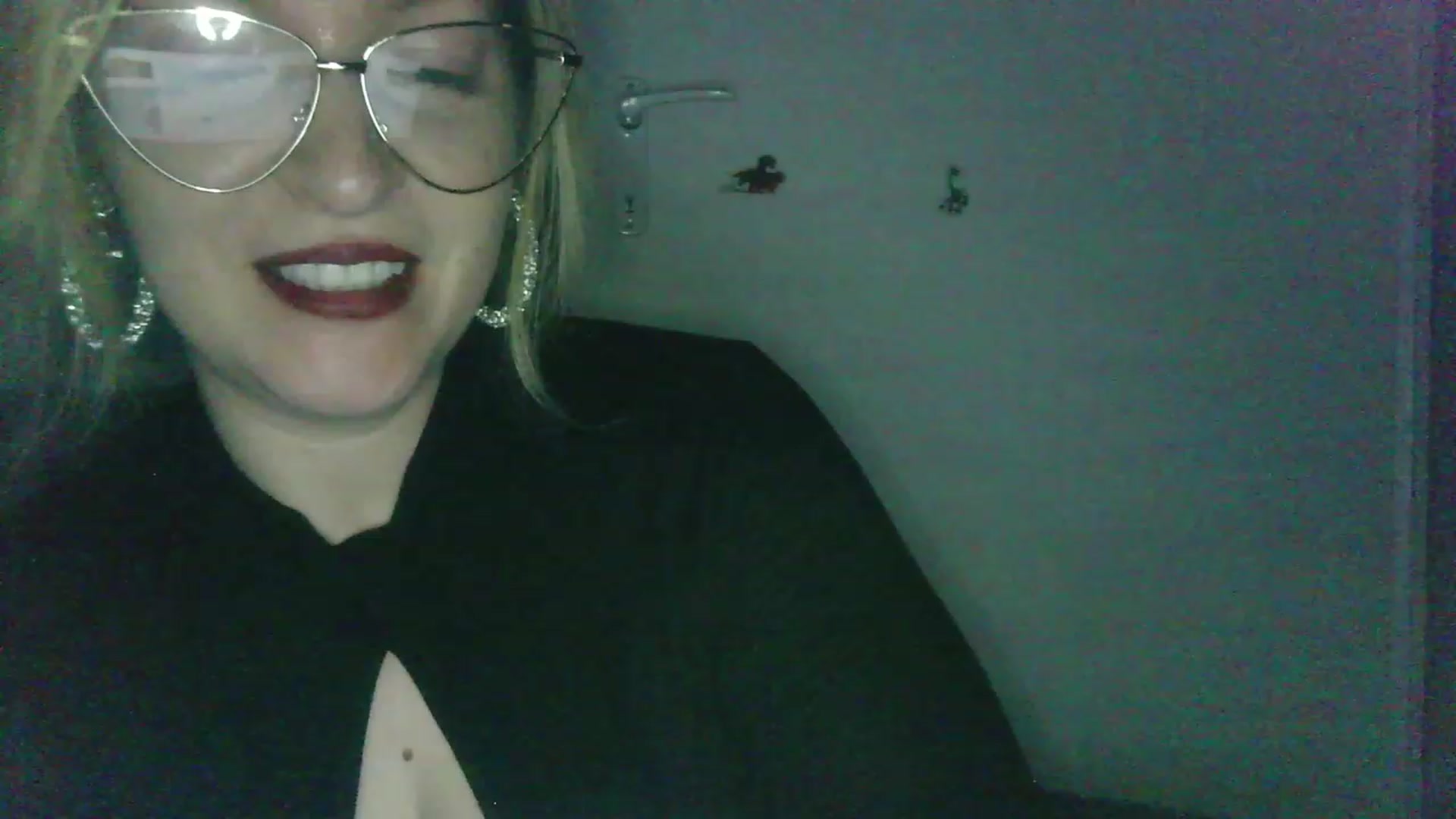 Gallery image thumbnail from ScorpioV's myfreecams stream on, 05/28/2023, 22:37 image 20 of 20