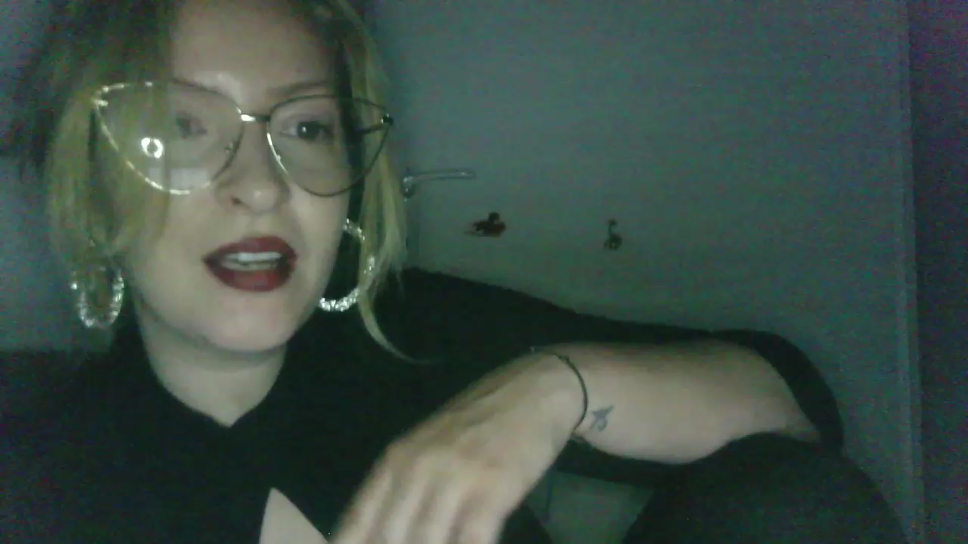 Gallery image thumbnail from ScorpioV's myfreecams stream on, 05/28/2023, 22:37 image 2 of 20