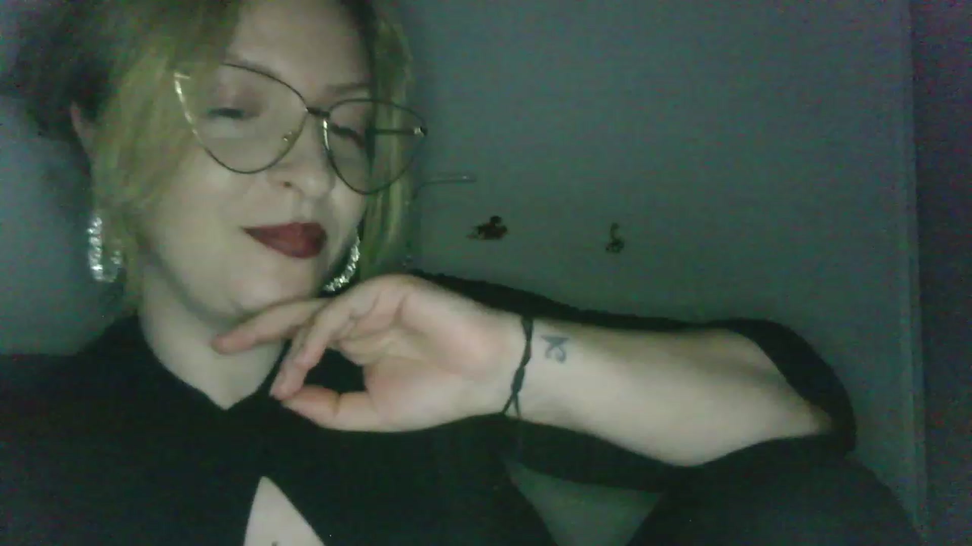 Gallery image thumbnail from ScorpioV's myfreecams stream on, 05/28/2023, 22:37 image 1 of 20