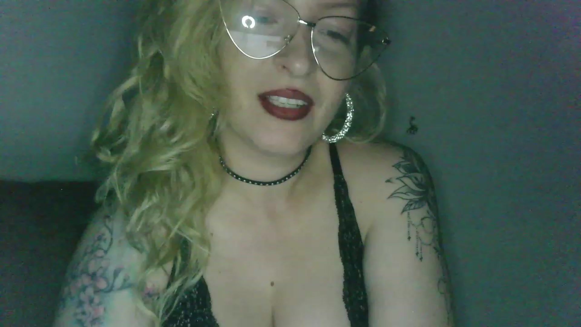 Gallery image thumbnail from ScorpioV's myfreecams stream on, 06/04/2023, 21:34 image 5 of 20