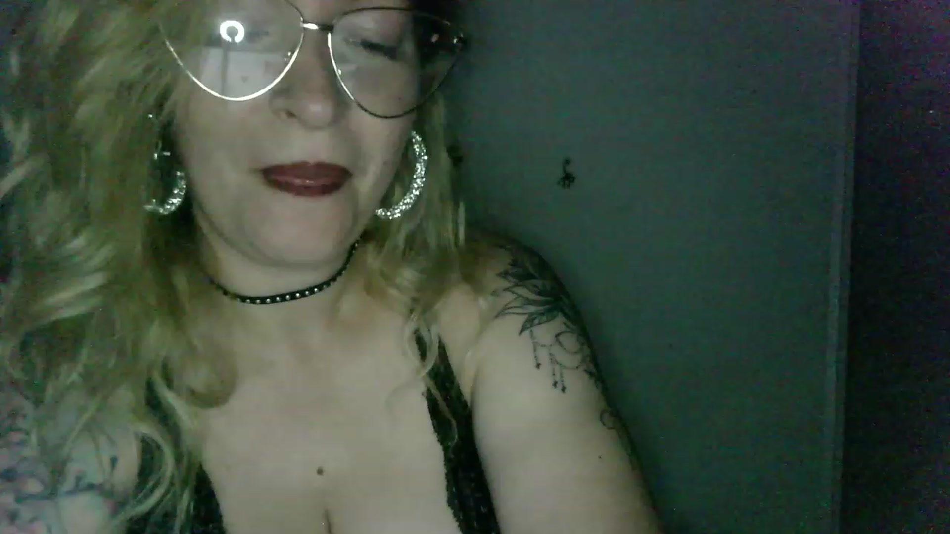 Gallery image thumbnail from ScorpioV's myfreecams stream on, 06/04/2023, 22:45 image 7 of 20