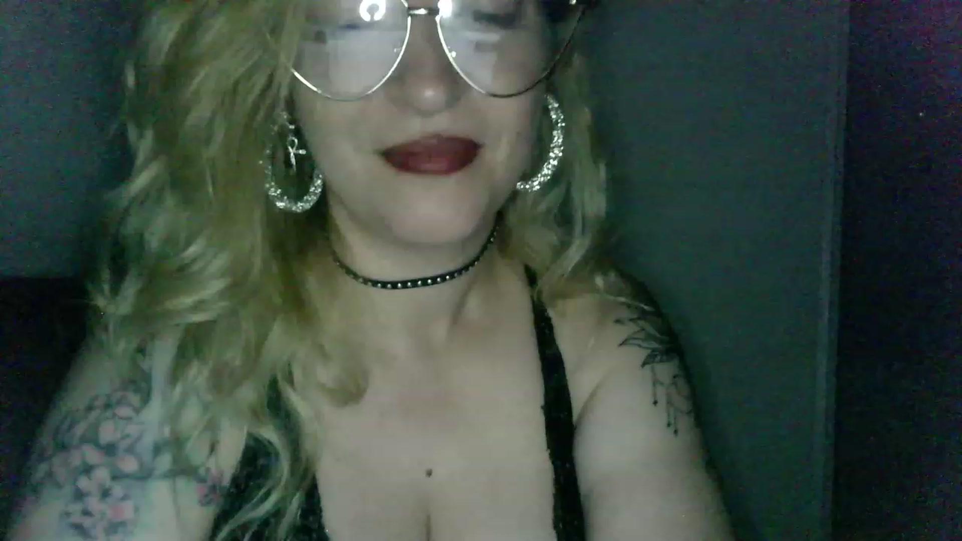 Gallery image thumbnail from ScorpioV's myfreecams stream on, 06/04/2023, 22:45 image 11 of 20